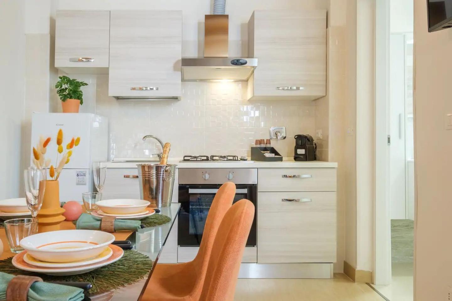 Charming Vintage By Piazza Maggiore With Garden Bologna