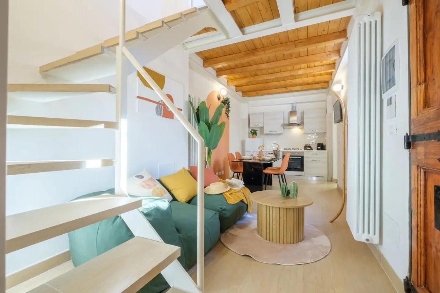 Apartment Charming Vintage By Piazza Maggiore With Garden *