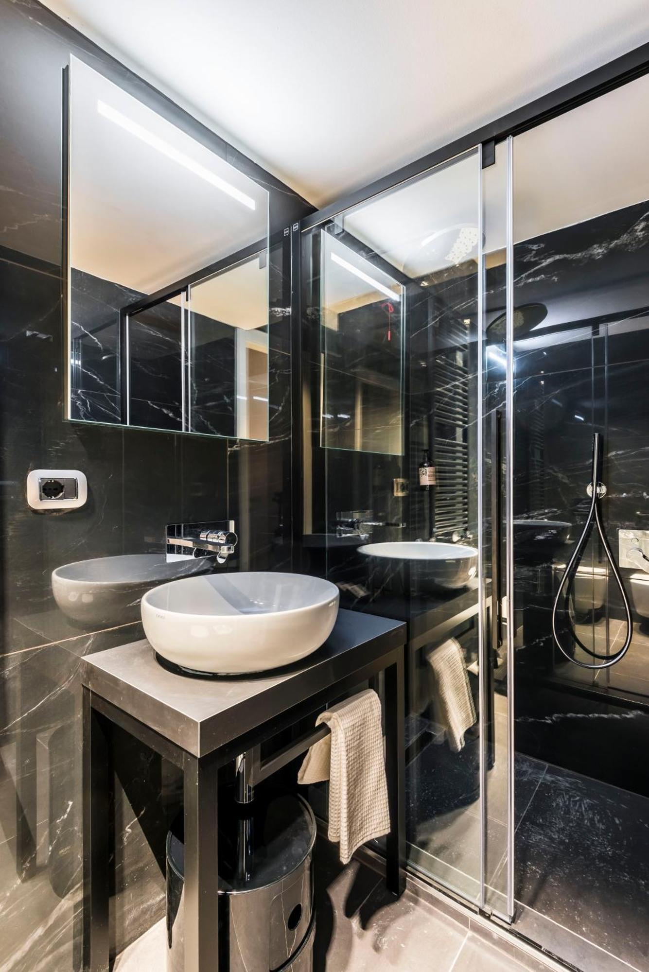 Apartment Motor Valley Styled - Luxury By Design Club Collection *