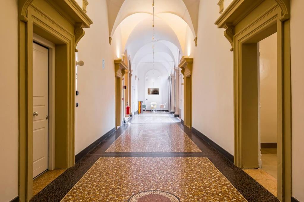 Motor Valley Styled - Luxury By Design Club Collection Apartment Bologna