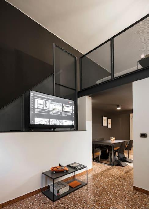 Motor Valley Styled - Luxury By Design Club Collection Apartment Bologna