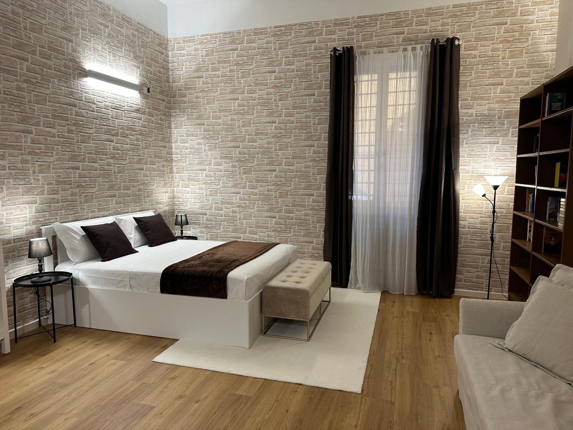 No Name Prestige Apartment