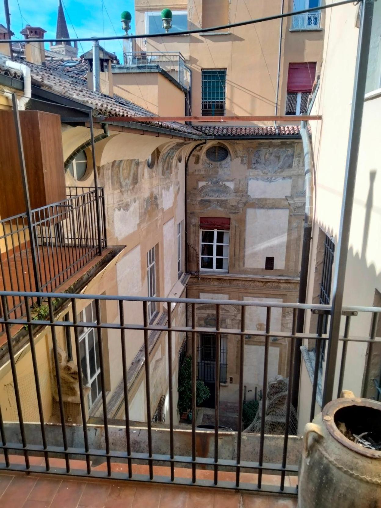 Gasthuis San Petronio And - By Bolognacentro Luxuryh
