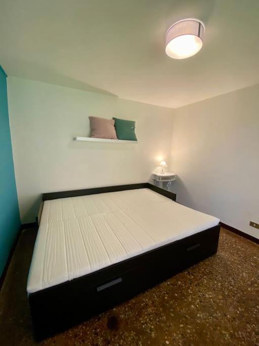 Apartamento Portico Dei Servi Historical Bolonha