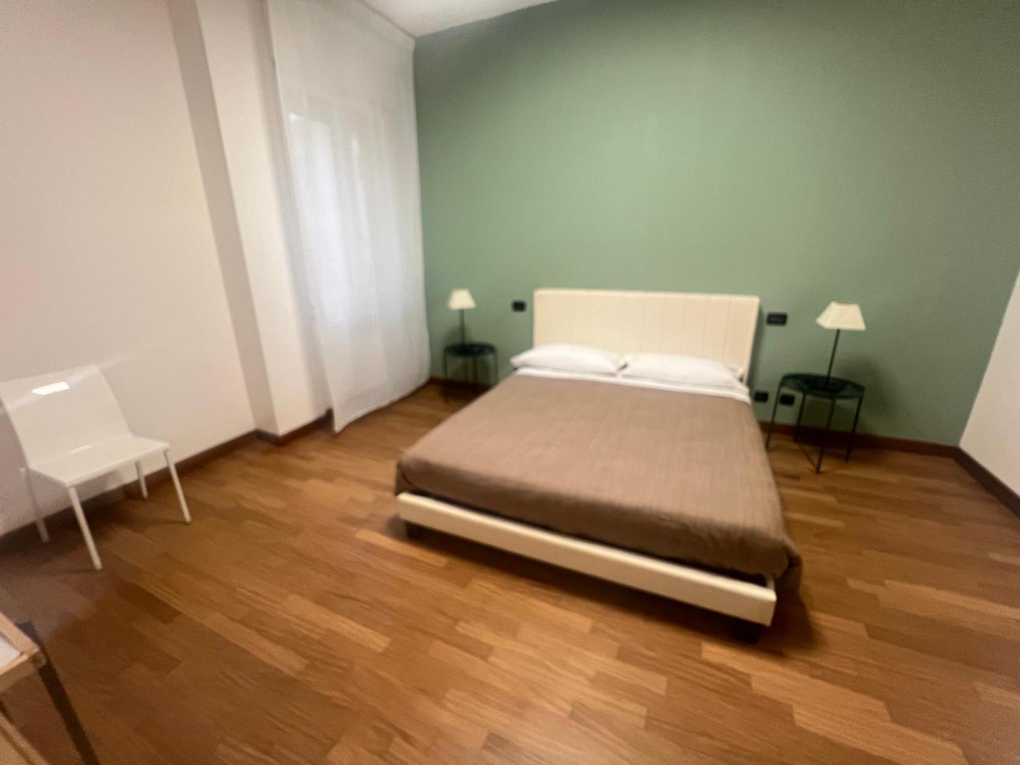 Manaroomsmarconi Gasthof Bologna