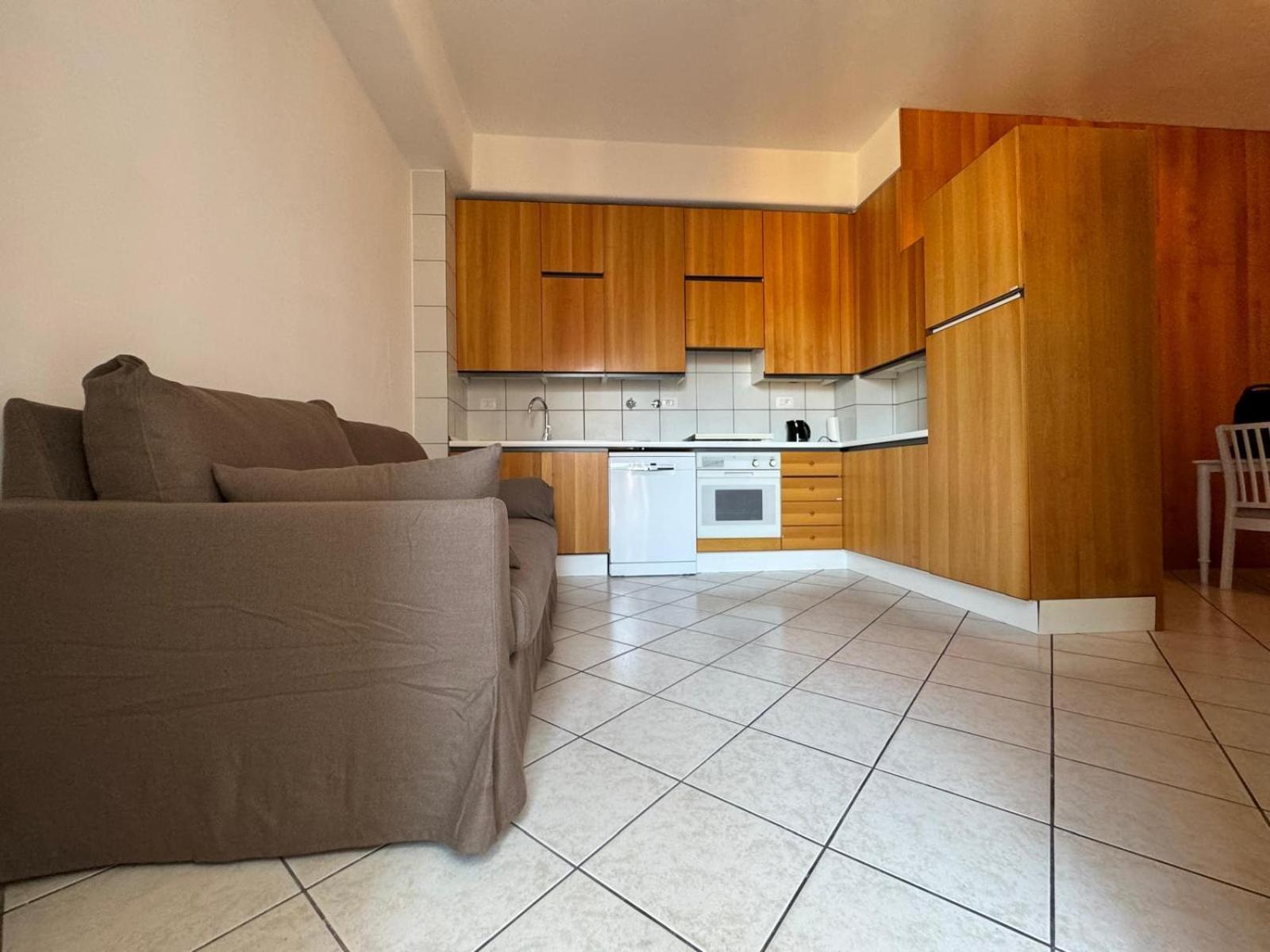 Bed & Breakfast Nicholas Center- *