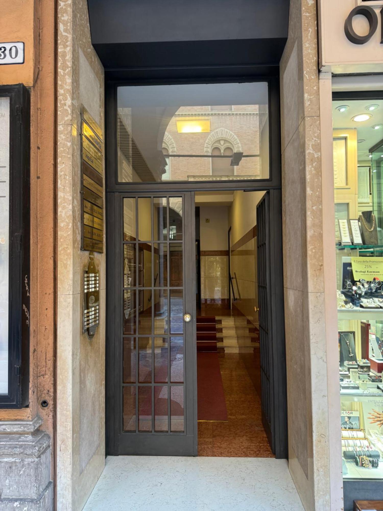 Acomodação com café da manhã  Nicholas Center- *