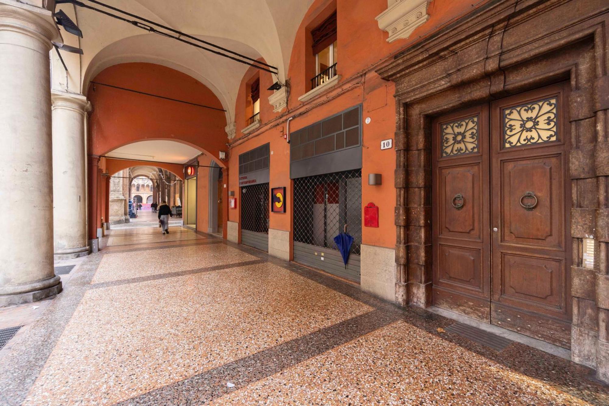 Le Torri, By Short Holidays