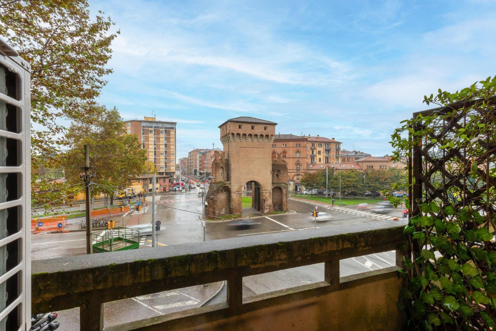 Apartment San Felice 136 By District