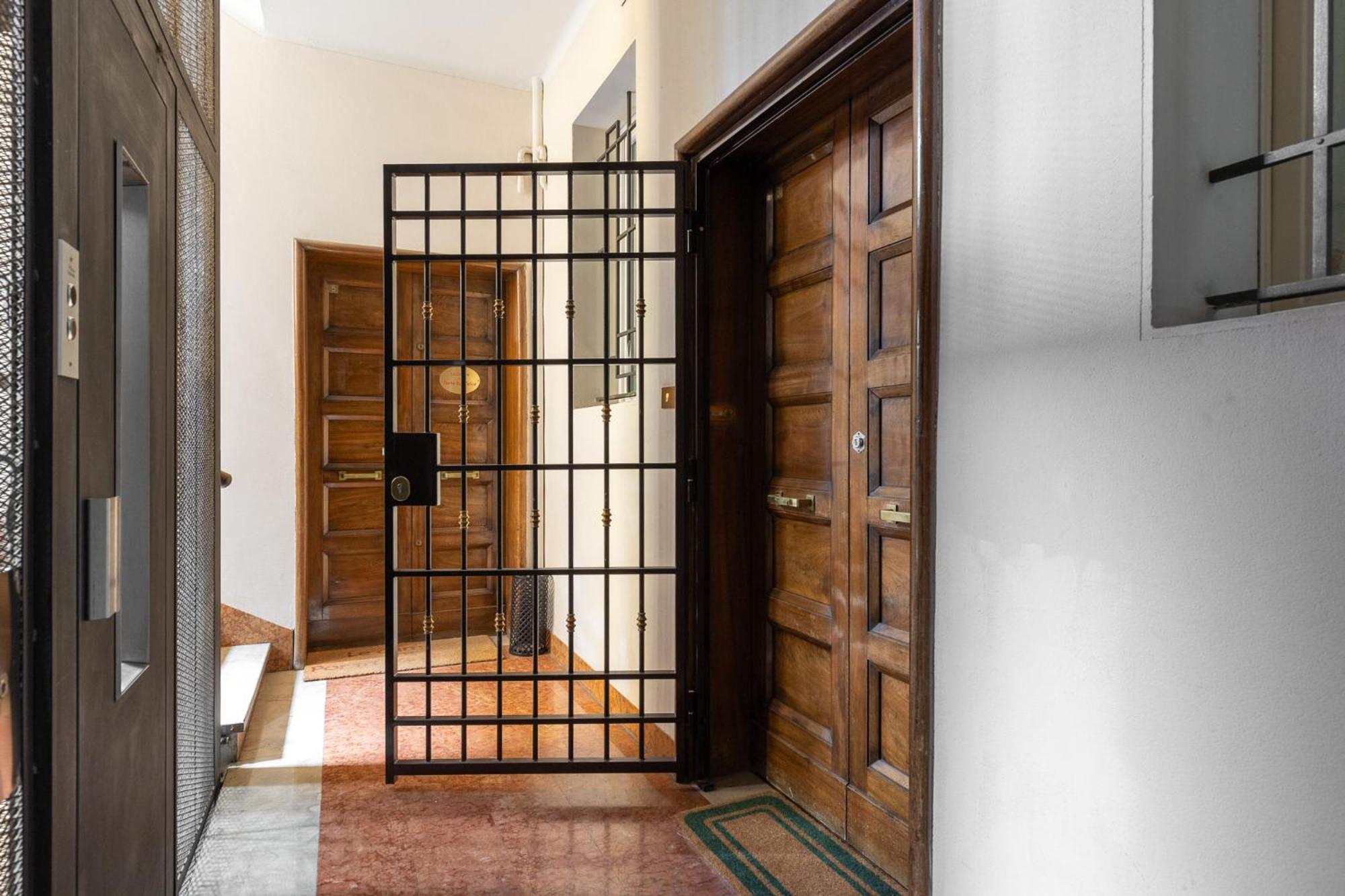 San Felice 136 By District Apartment Bologna