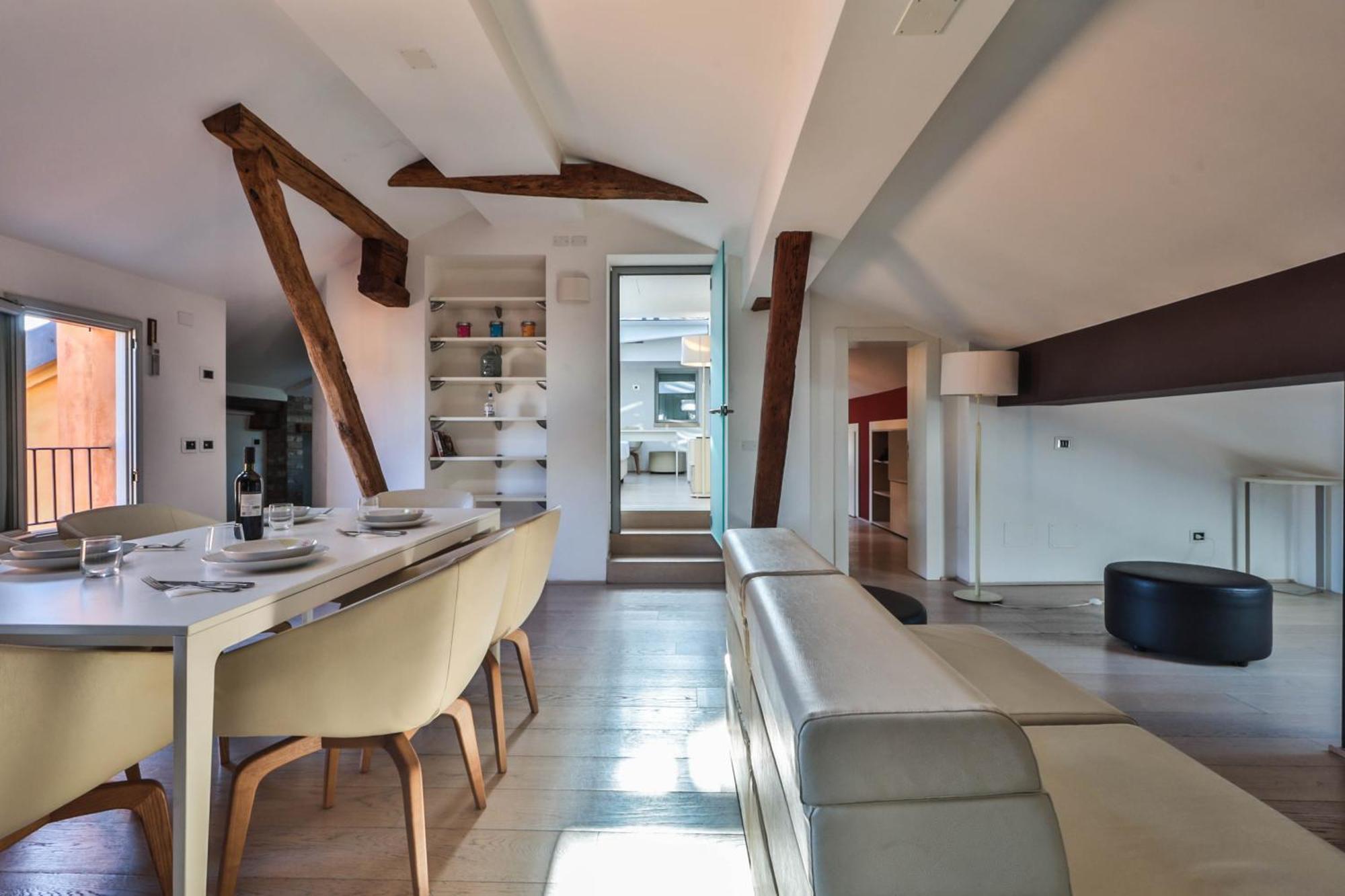 Apartment New - Immobo Haurelia - Asinelli Tower View