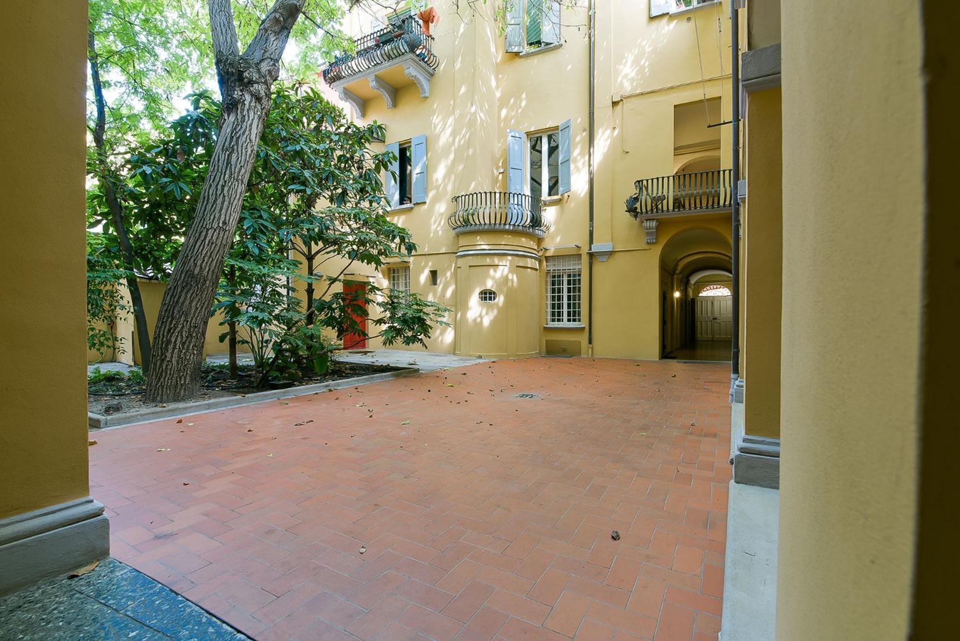 San Vitale 5 Stelle - Luxury Apartment Bologna