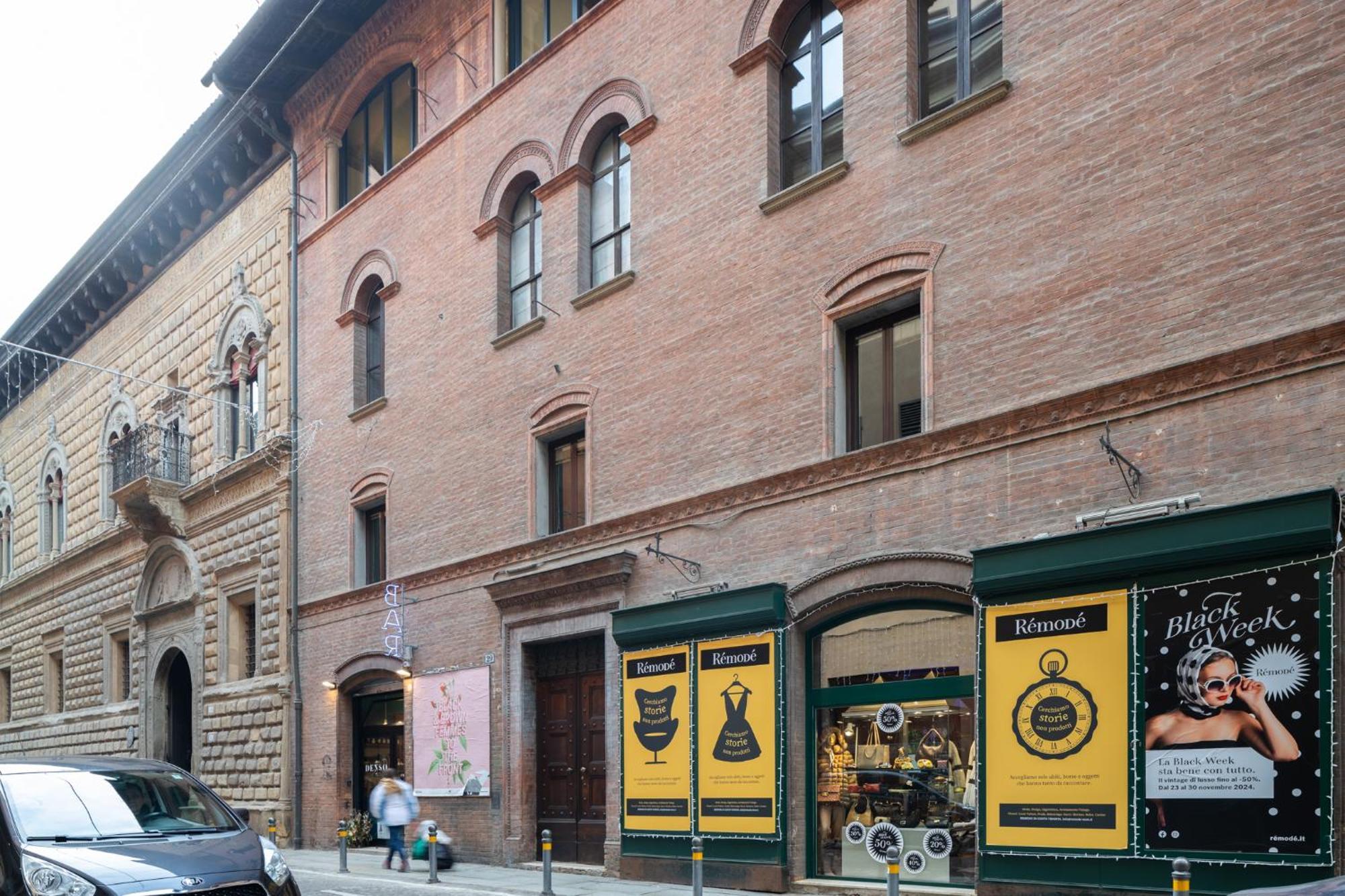 Azeglio Luxury Apartment Bologna