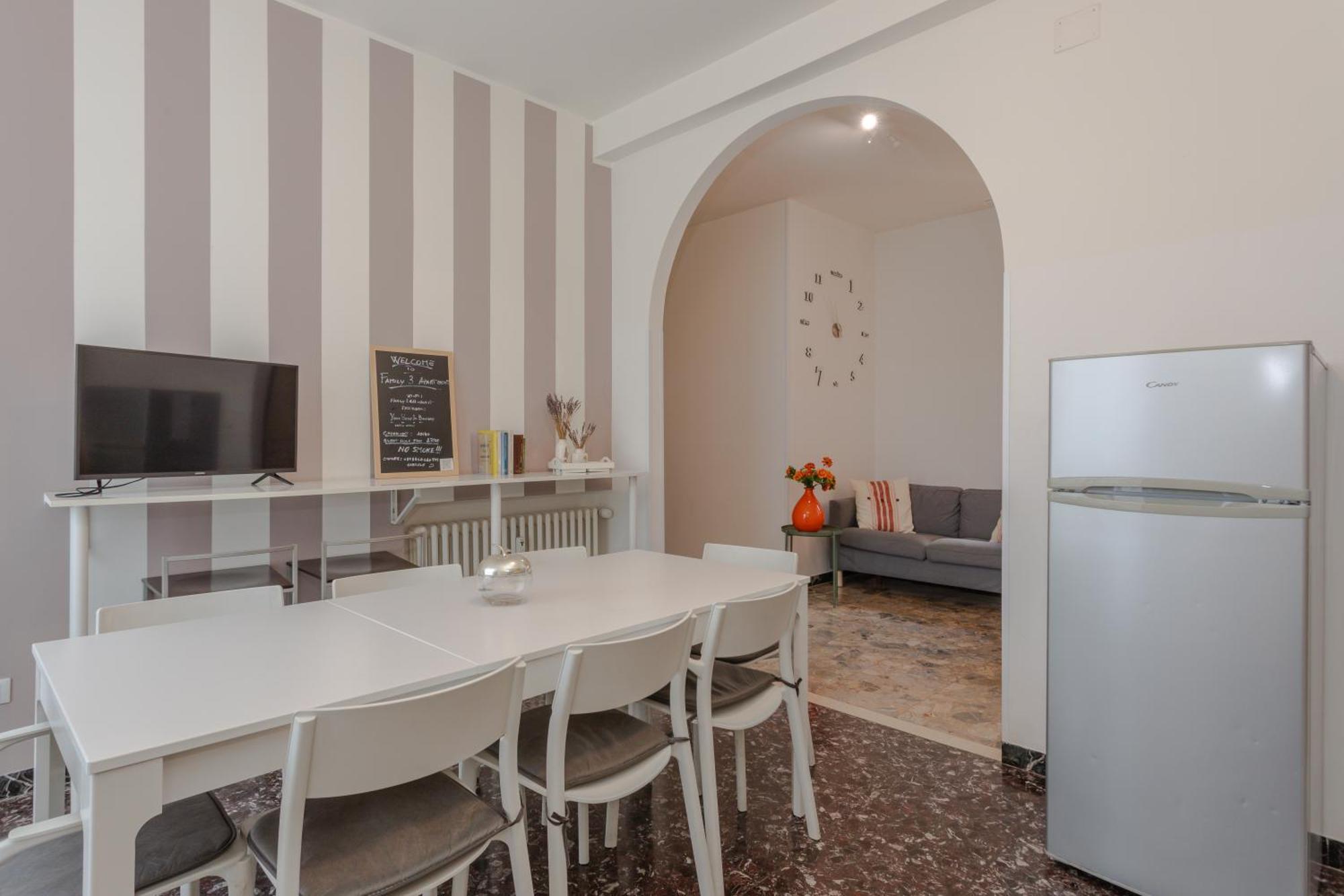 Family 3 * Bologna