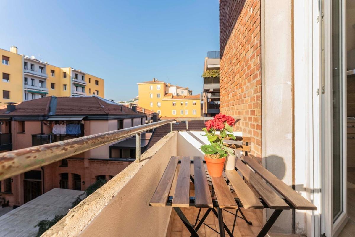 Apartment A 10 Min Da Sant'orsola - Interno 12 Design E Comfort