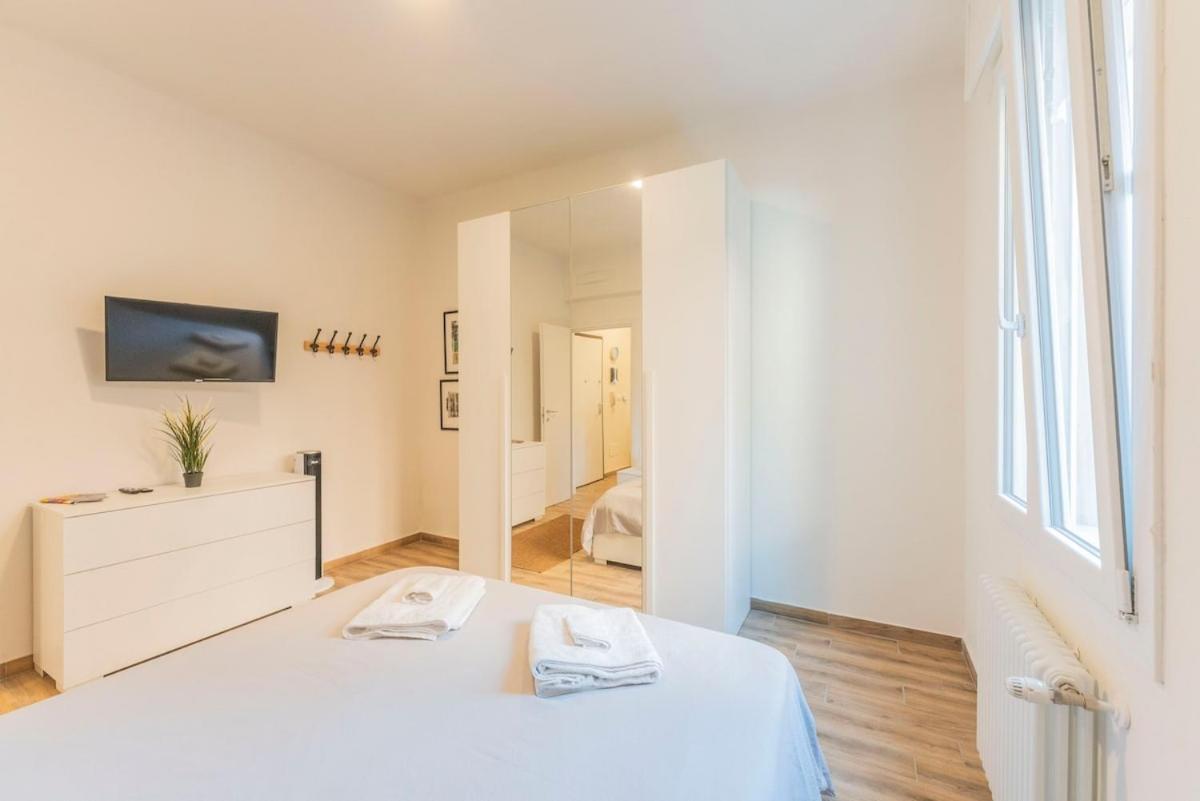 Apartment A 10 Min Da Sant'orsola - Interno 4 Con Design E Comfort Bologna