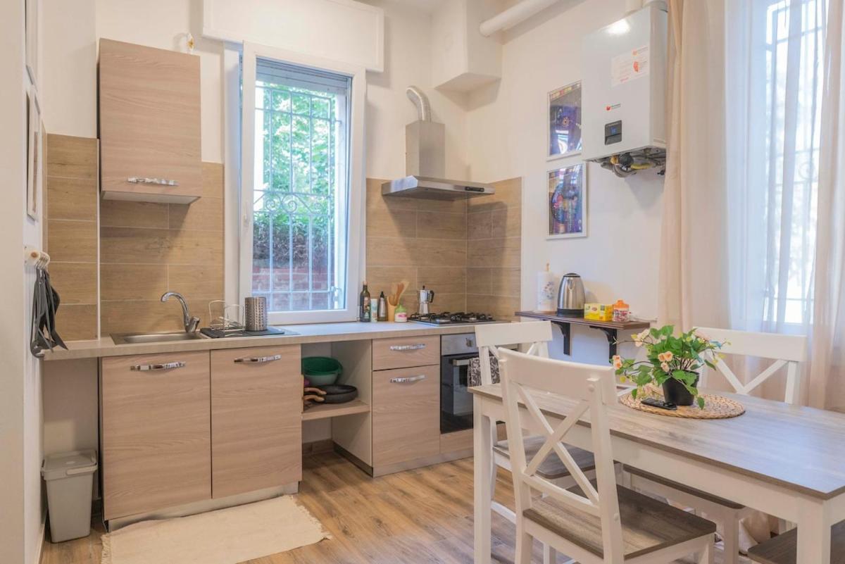 Apartment A 10 Min Da Sant'orsola - Interno 4 Con Design E Comfort