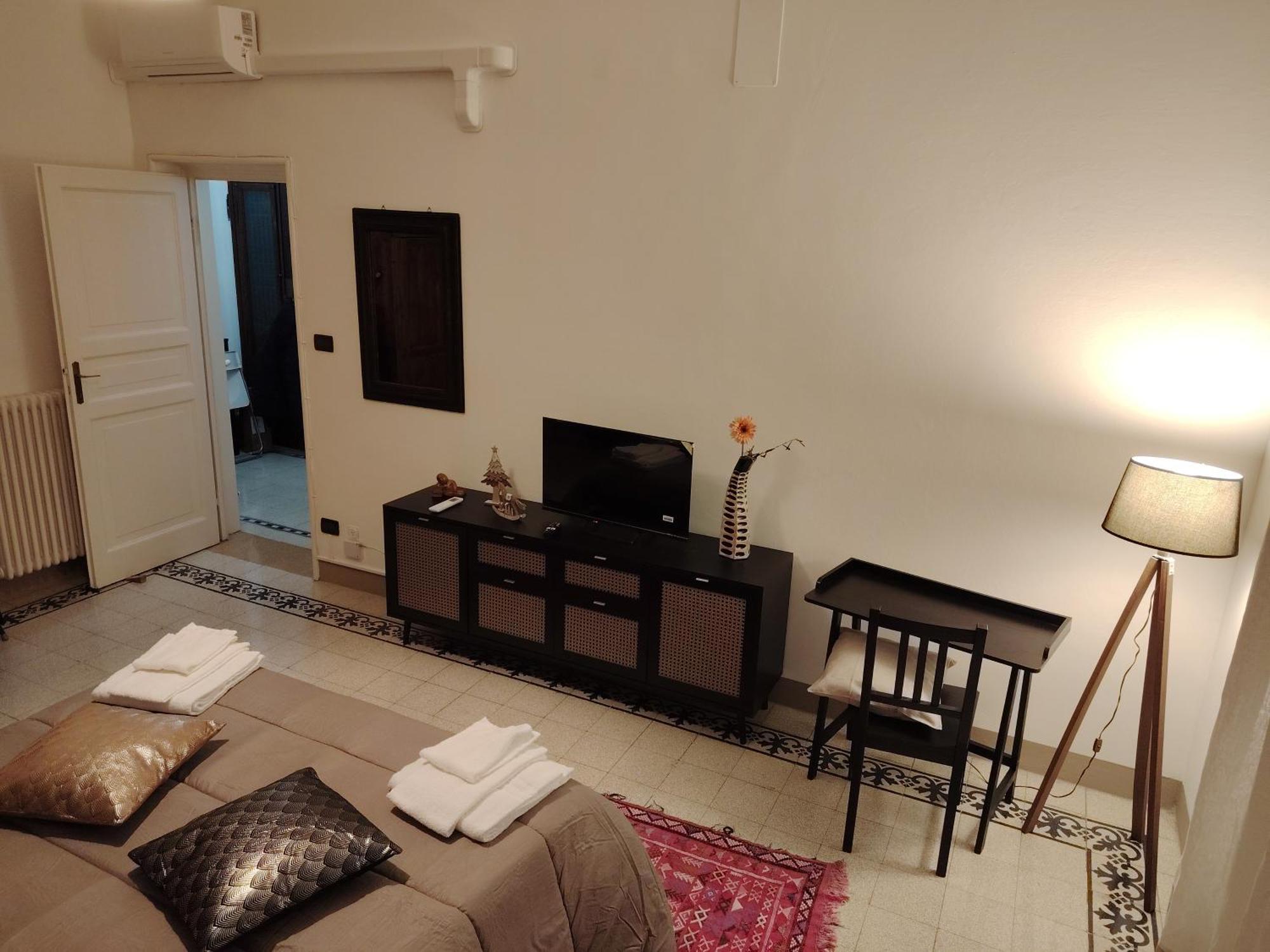 Vlll Portico Guest house