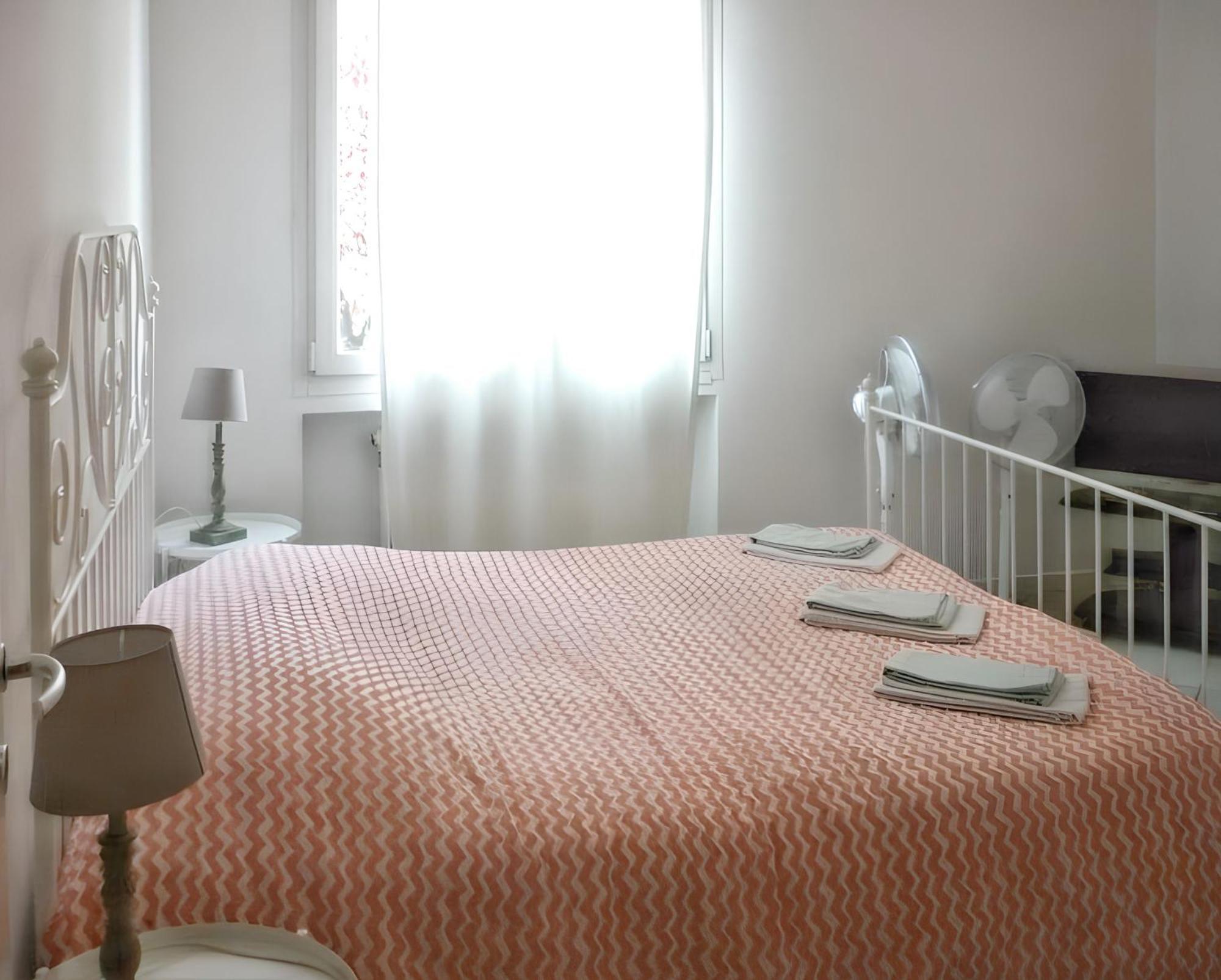 Apartment Spacious In The Heart Of - 2 Bedrooms