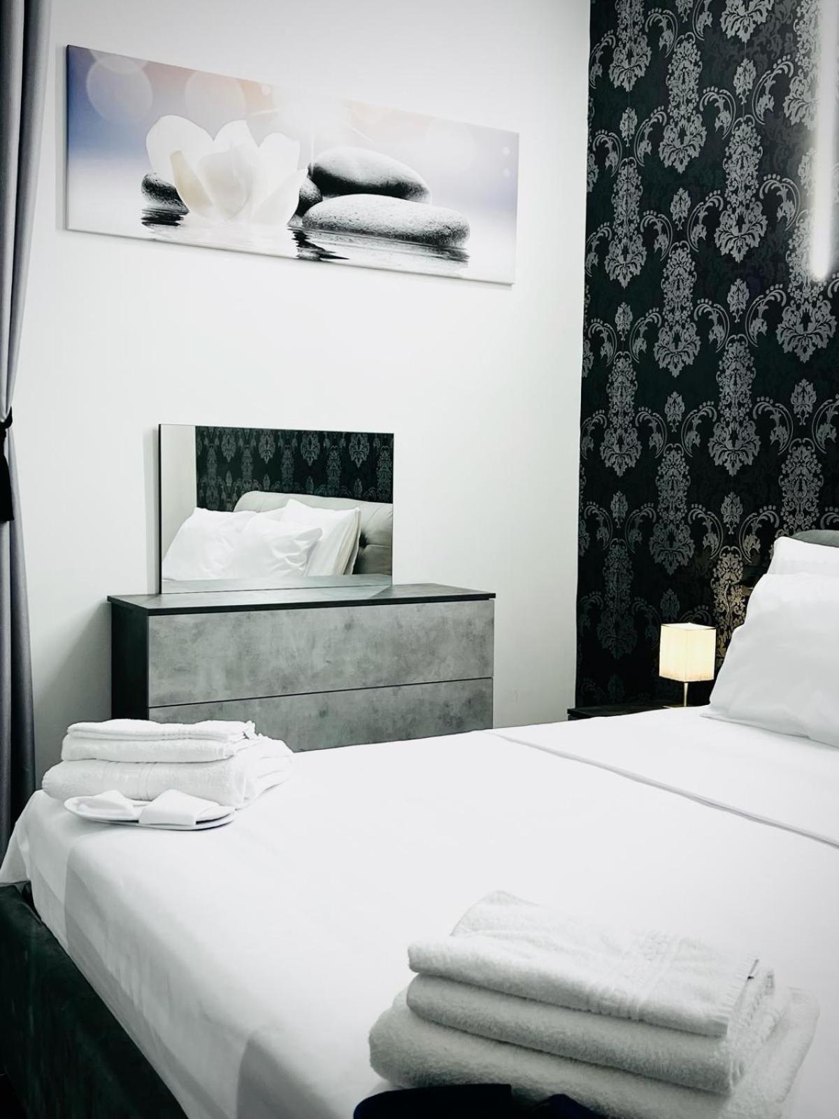 Bed & Breakfast Seven Nights Bologna