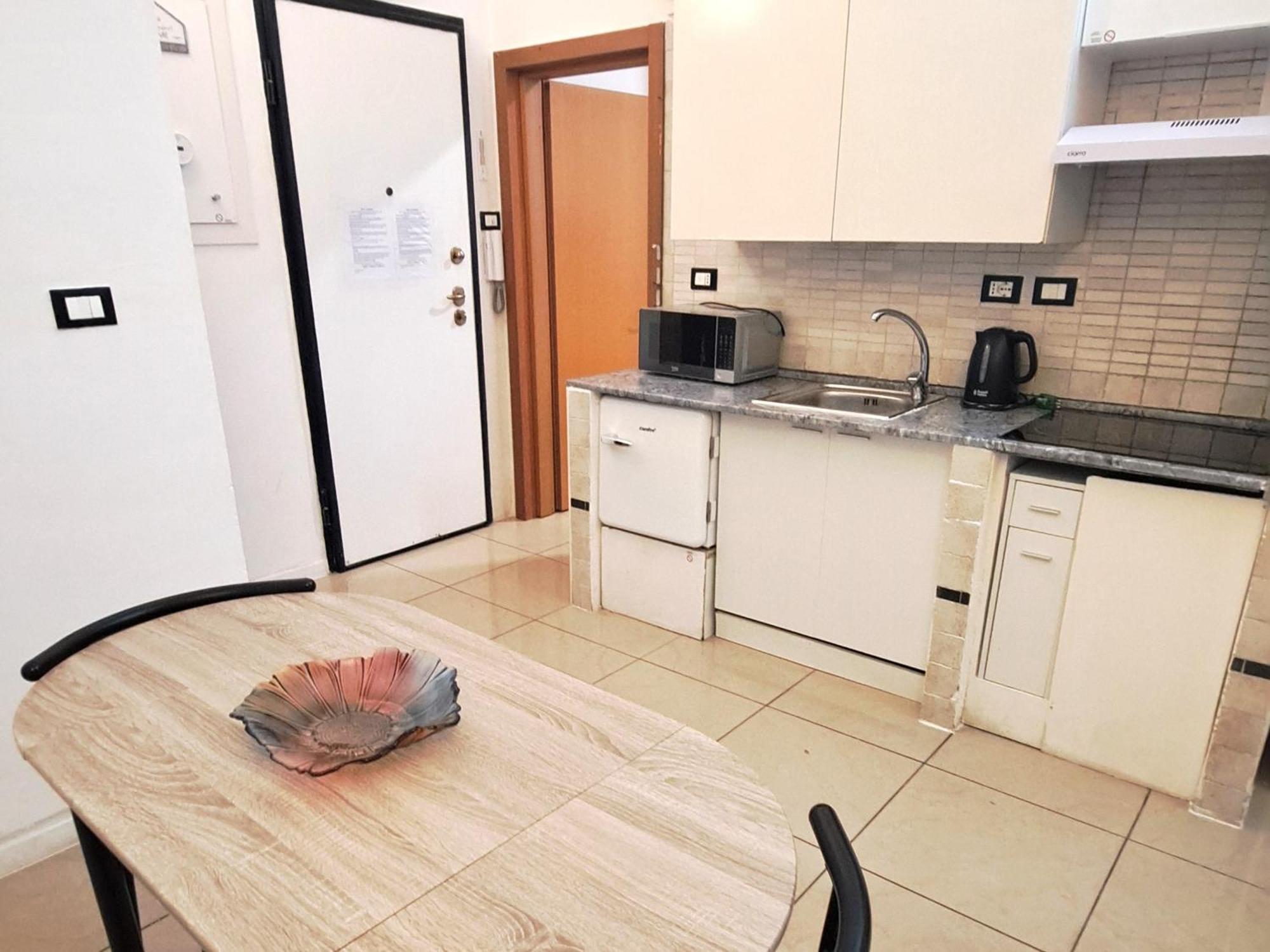 Apartamento Fiera Bolognina - Komodo - Completo Con Giardino E Parcheggio Privato Gratuito Bolonha