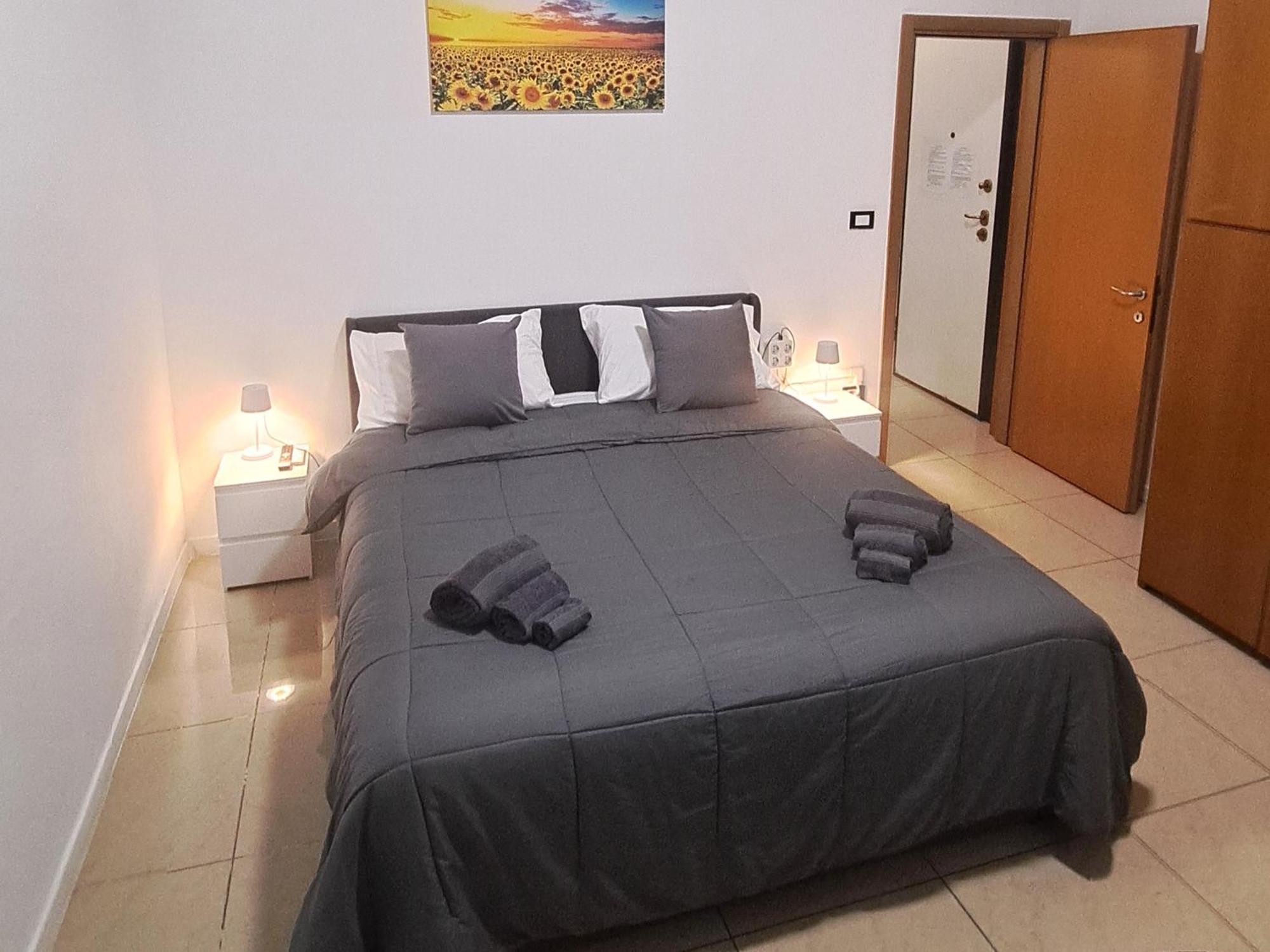 Fiera Bolognina - Komodo - Completo Con Giardino E Parcheggio Privato Gratuito *