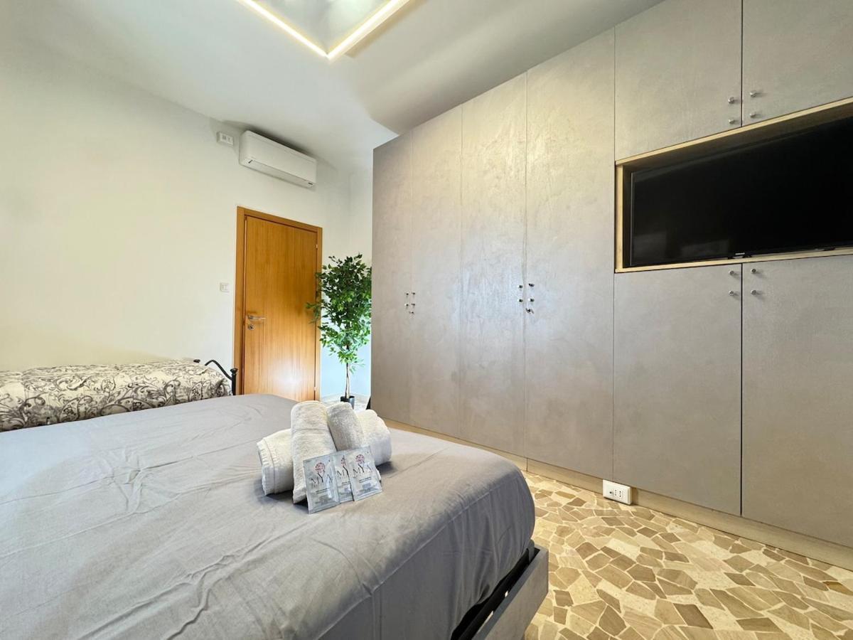 Armonia House - 2 Minutes From The Station Appartement *