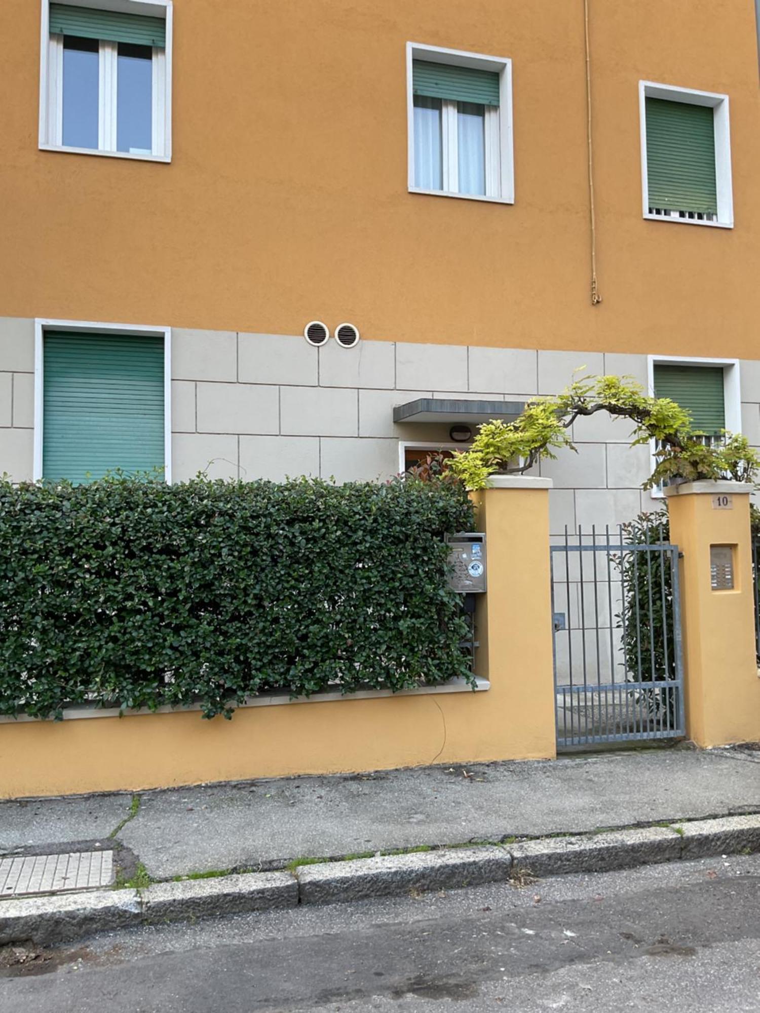Vivi Aguilera Apartment