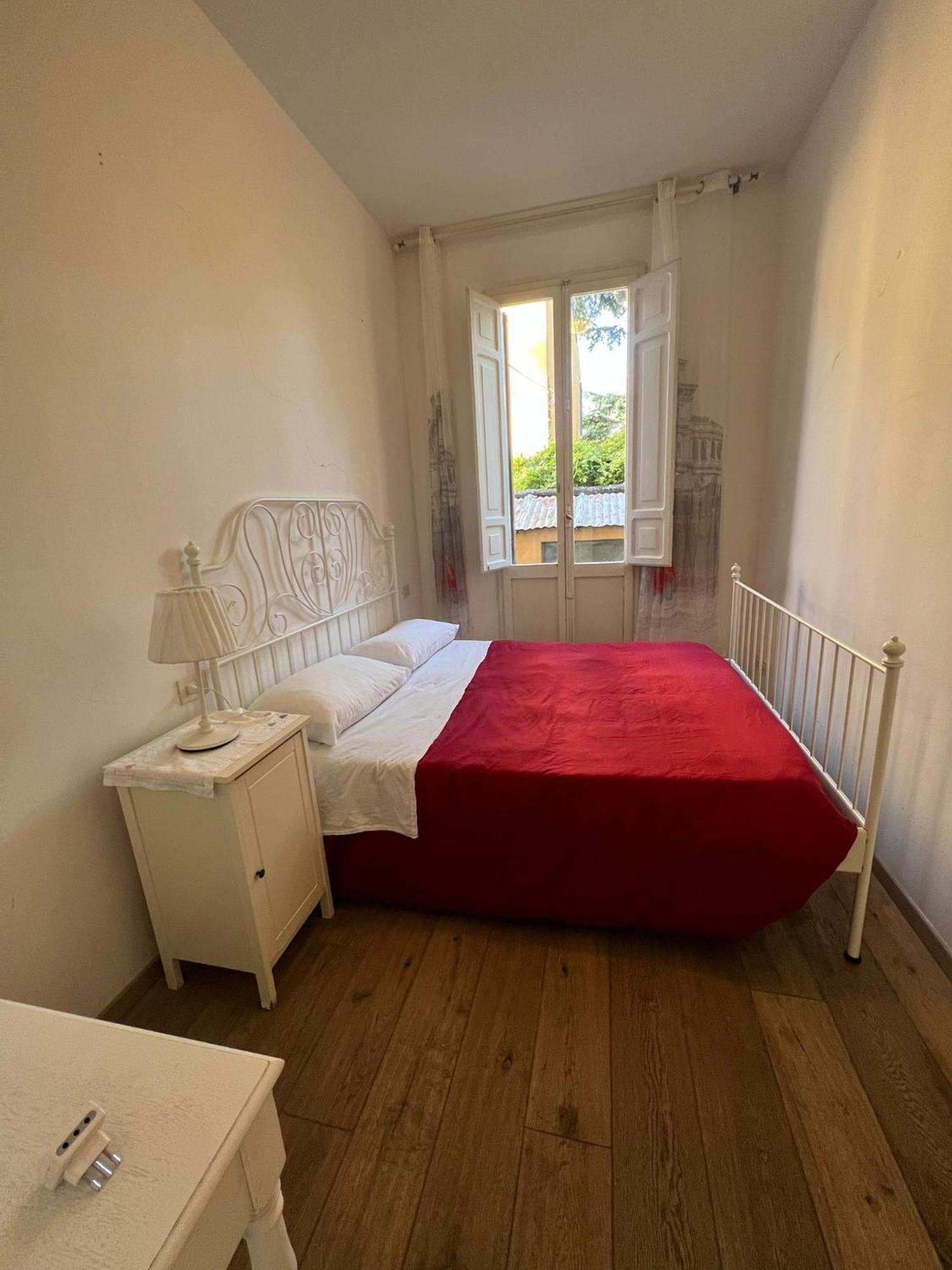 Porta Saragozza Apartment