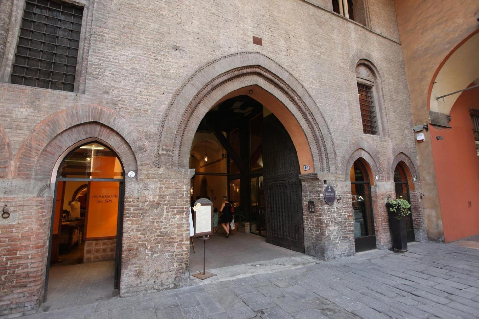 Concerti, Stadio E Aeroporto Bed & Breakfast *