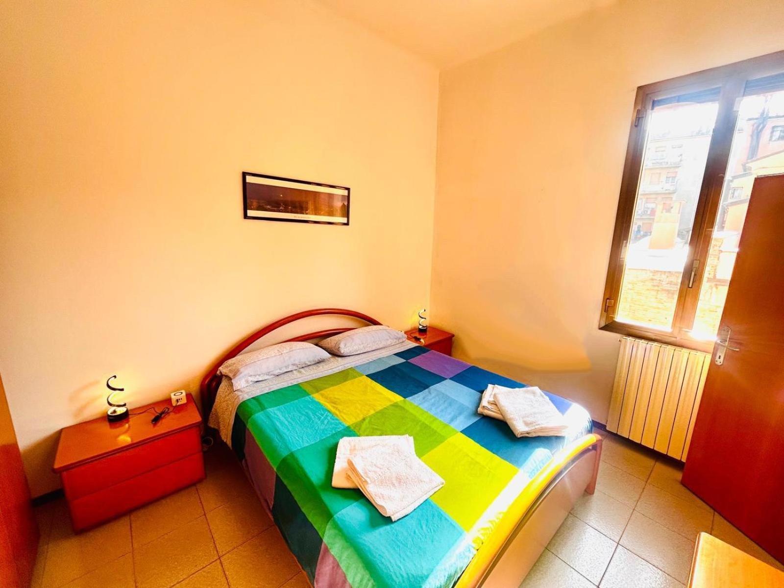 Apartment Accogliente Vicino Al Centro E Fiera Bologna