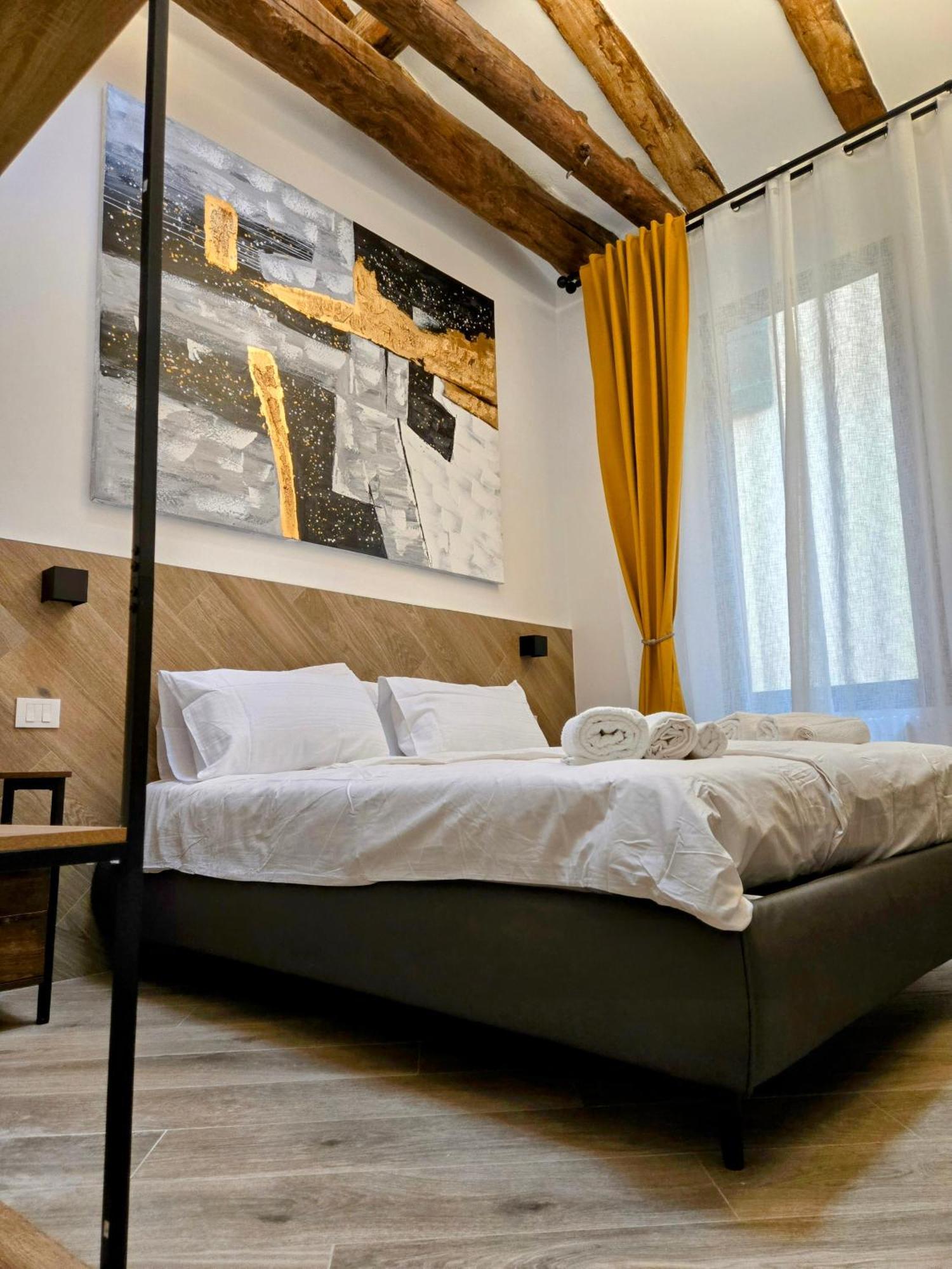 Piazza San Martino 9 Bed & Breakfast