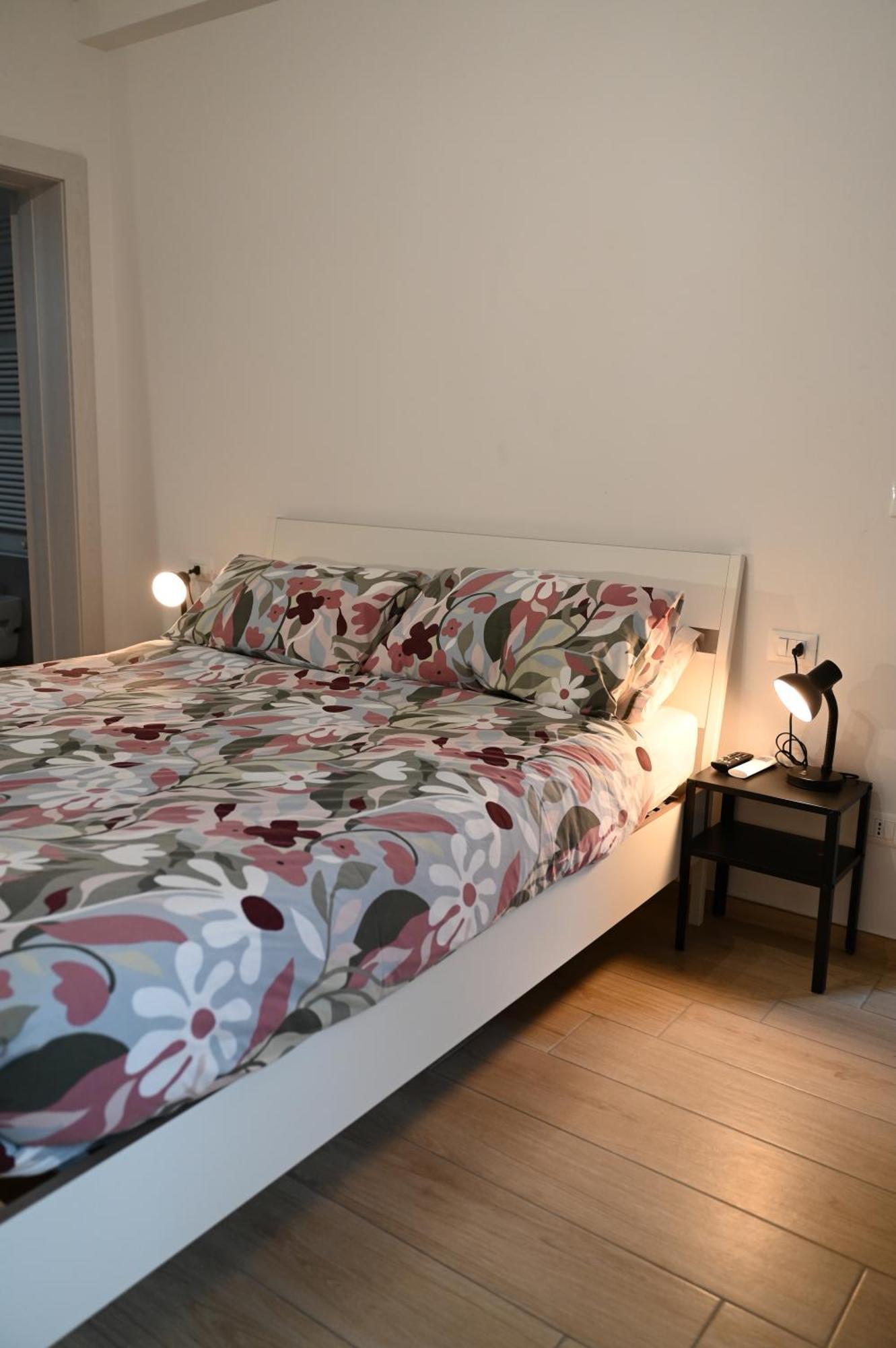 Grigio Perla Residenza, Casa Indipendente Con Parcheggio Privato E Giardino *