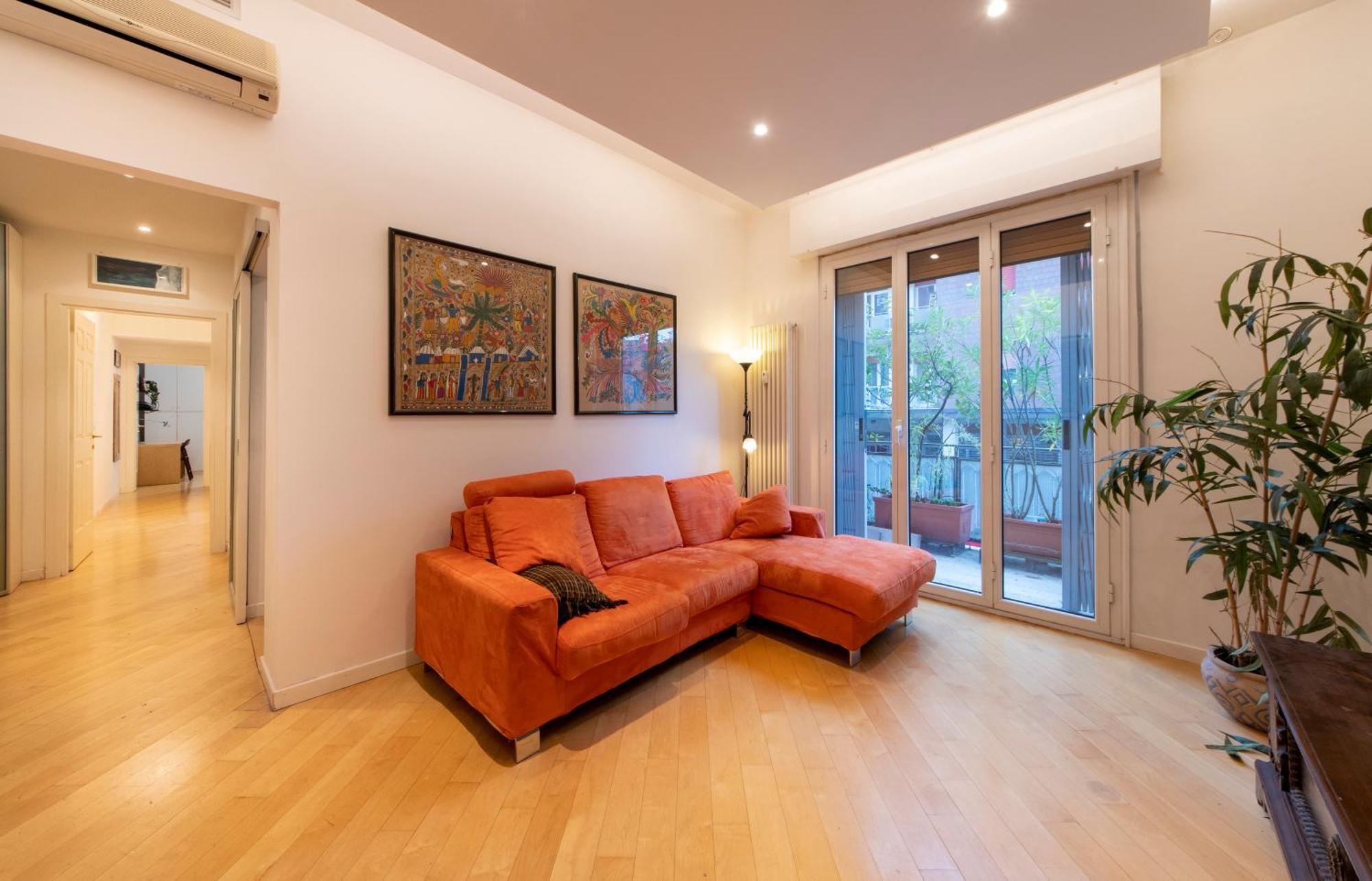 Housmart Treves 2