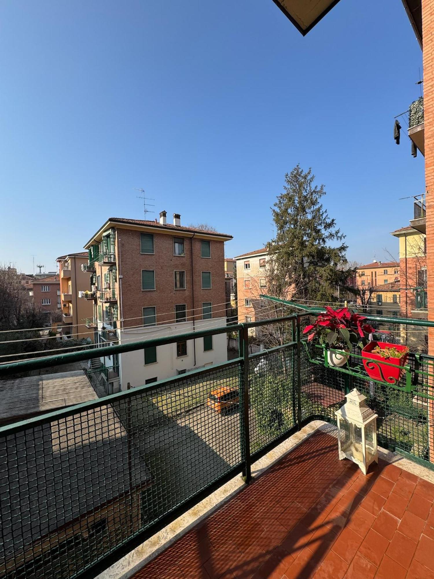 Fiera - Train Station - Free Parking Apartment Bologna