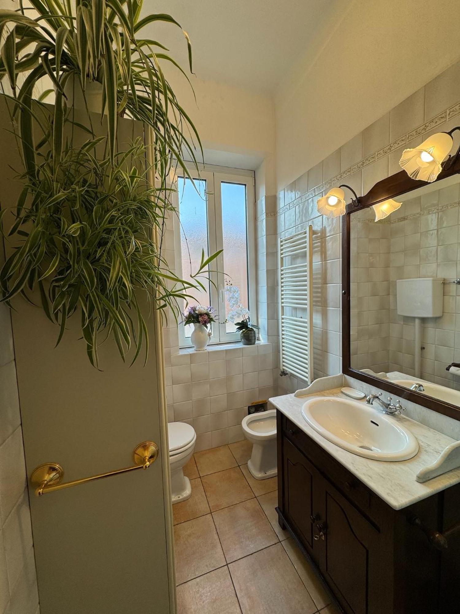 Apartment Fiera - Train Station - Free Parking Bologna