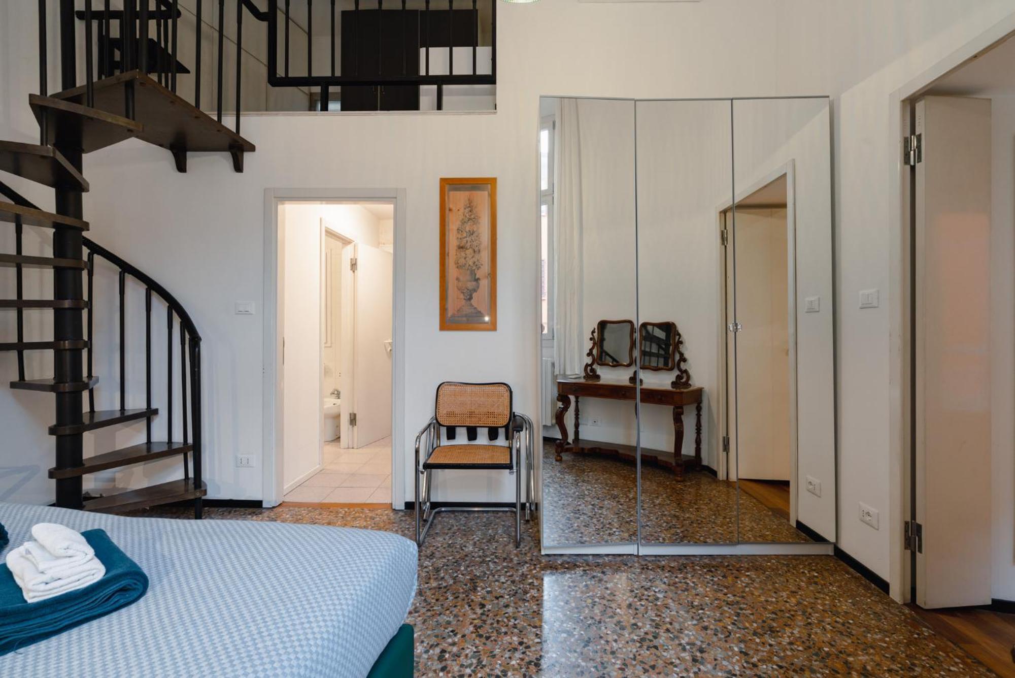 Apartment Palazzo Rialto Antique Bologna