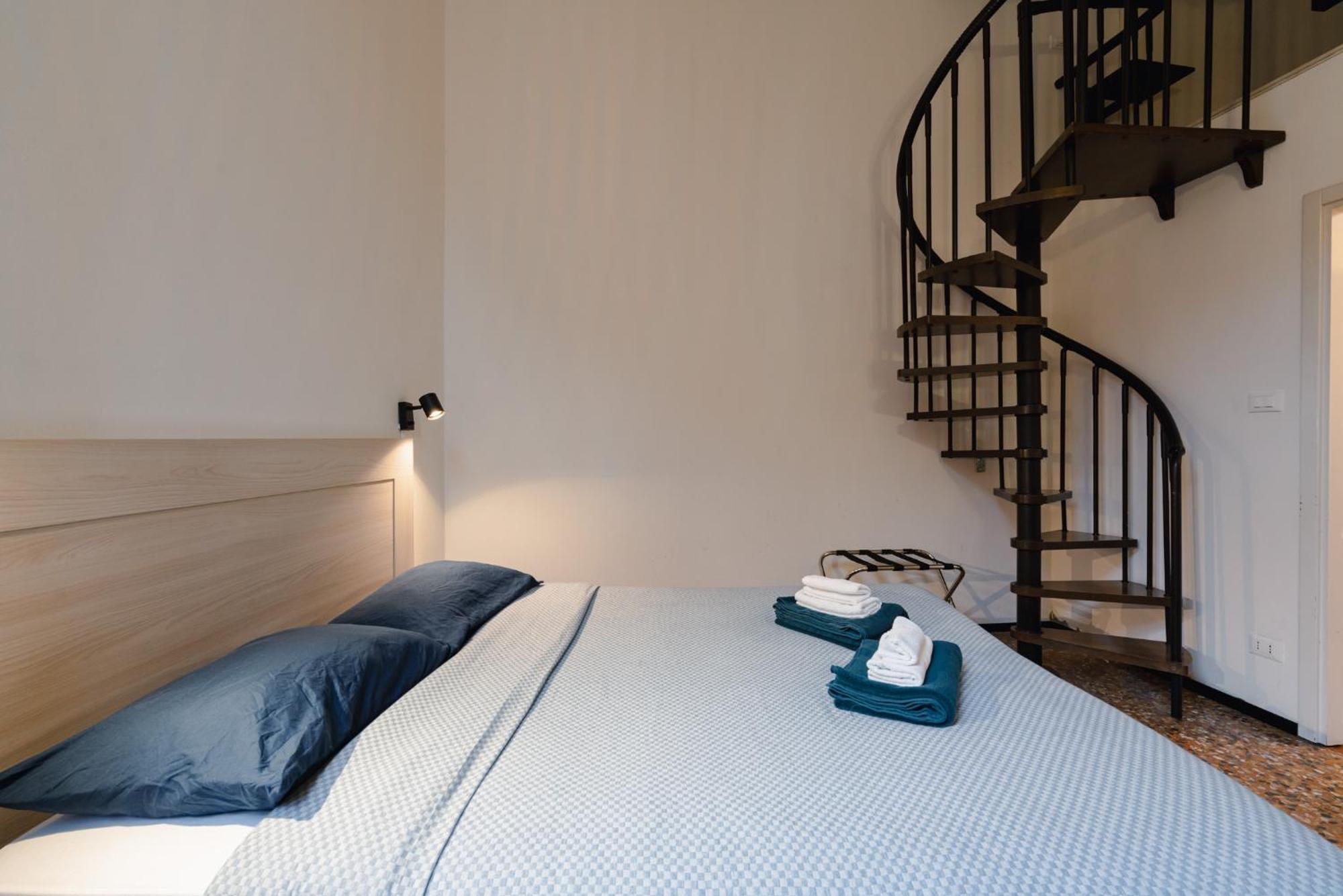 Palazzo Rialto Antique Apartment *