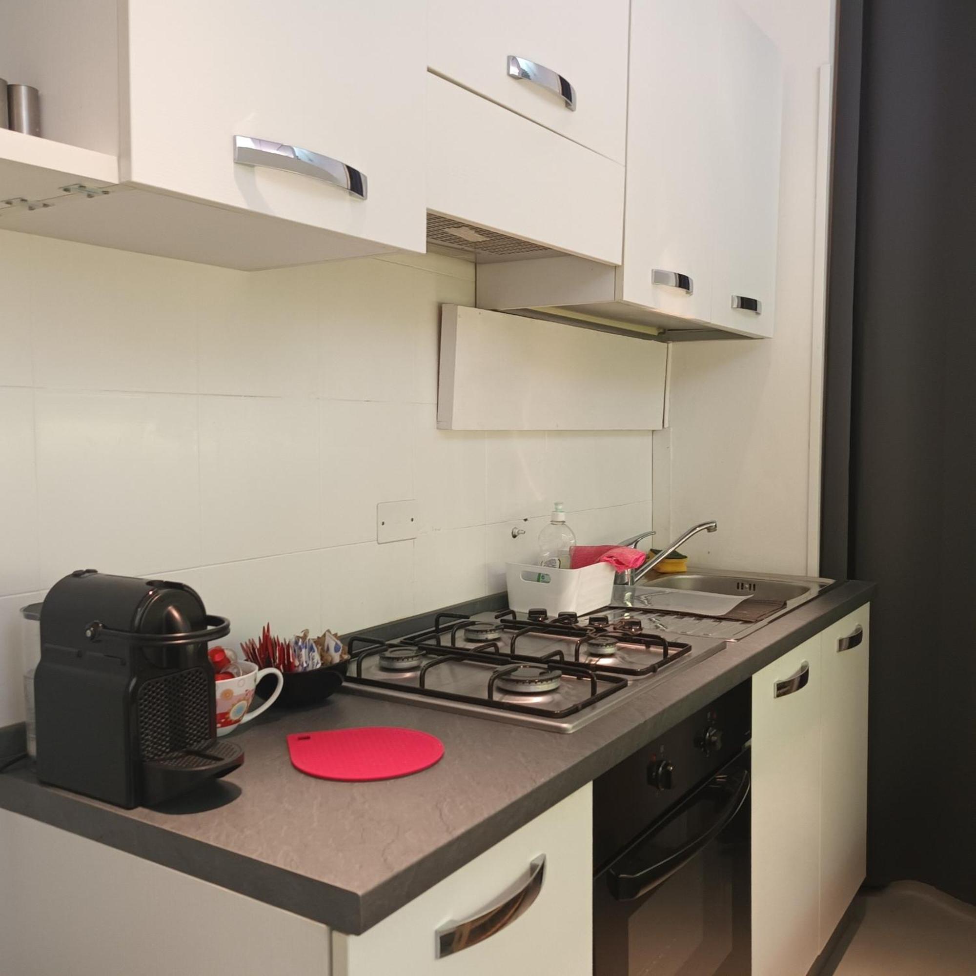 Prime College Apartment