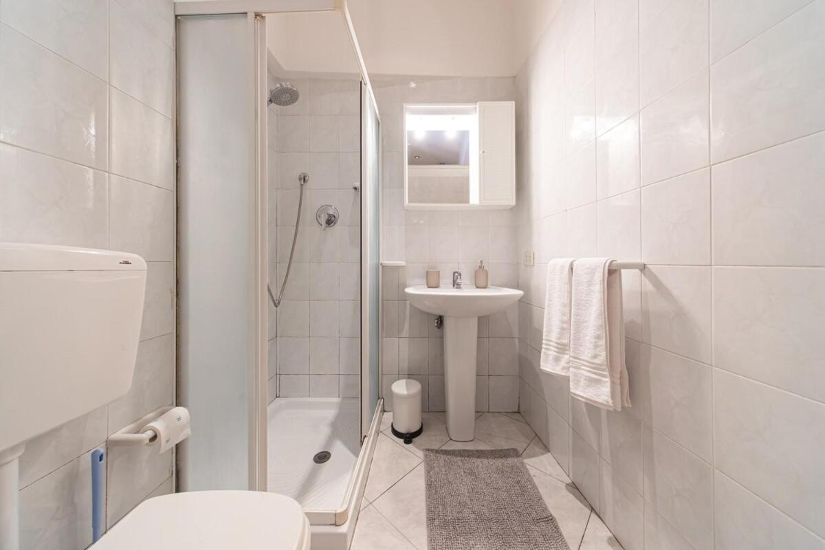 Center House - Center Apartment