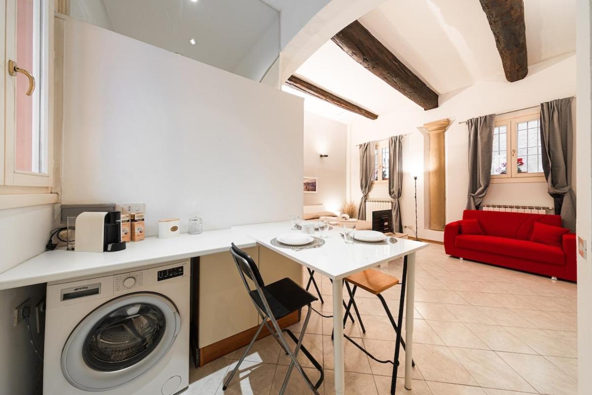 Center House - Center Apartment *