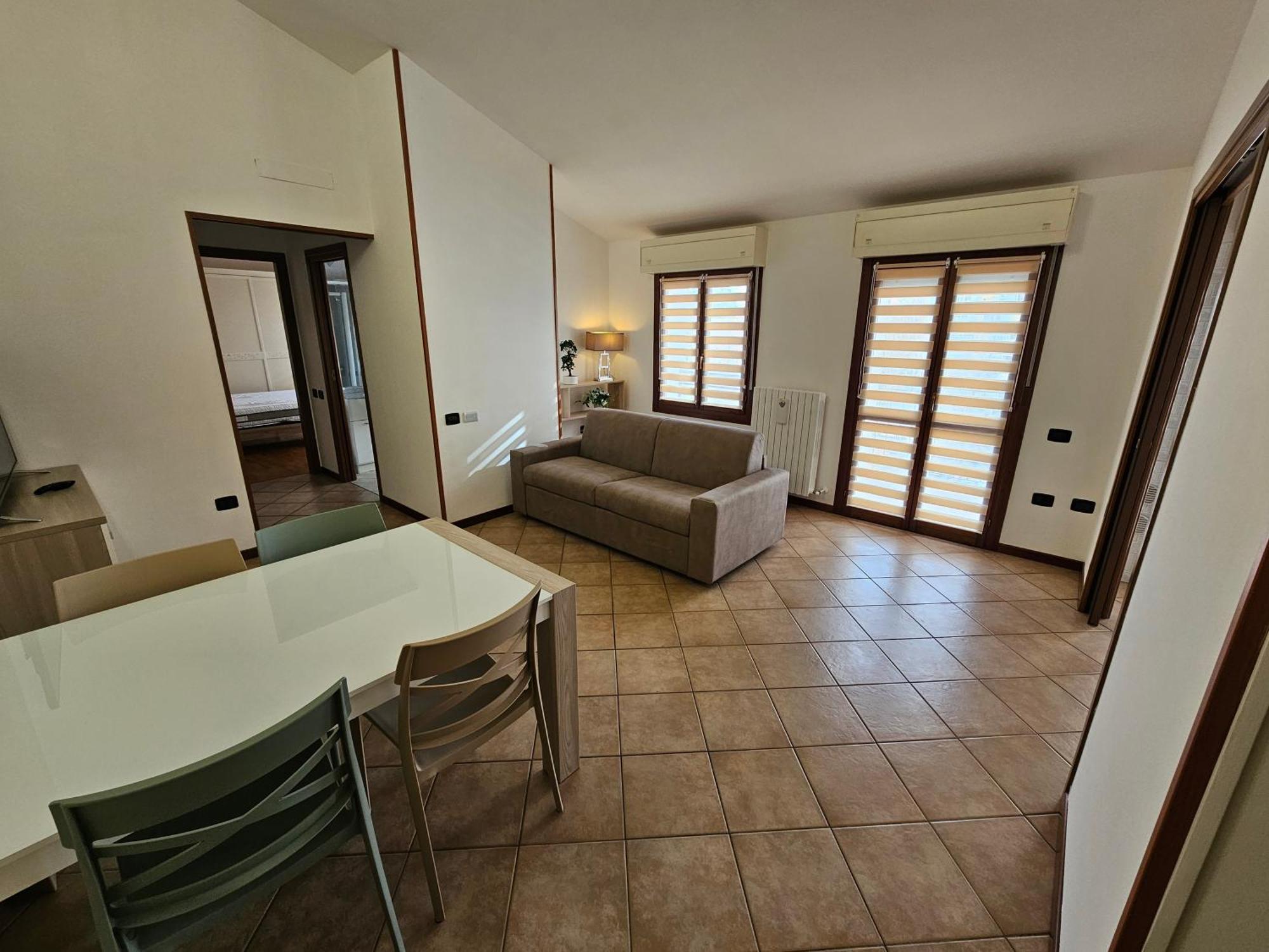 Dimora Del Borgo - Airport Apartment Bologna
