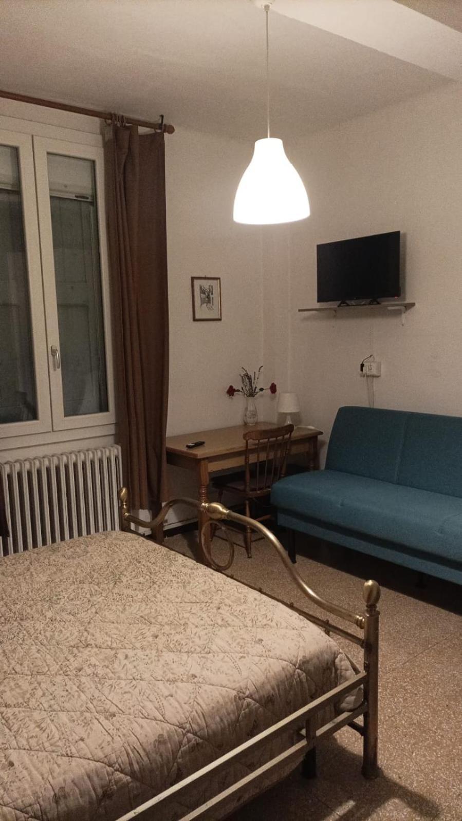 Guest house Del Borgo - Check-in H24 Bologna