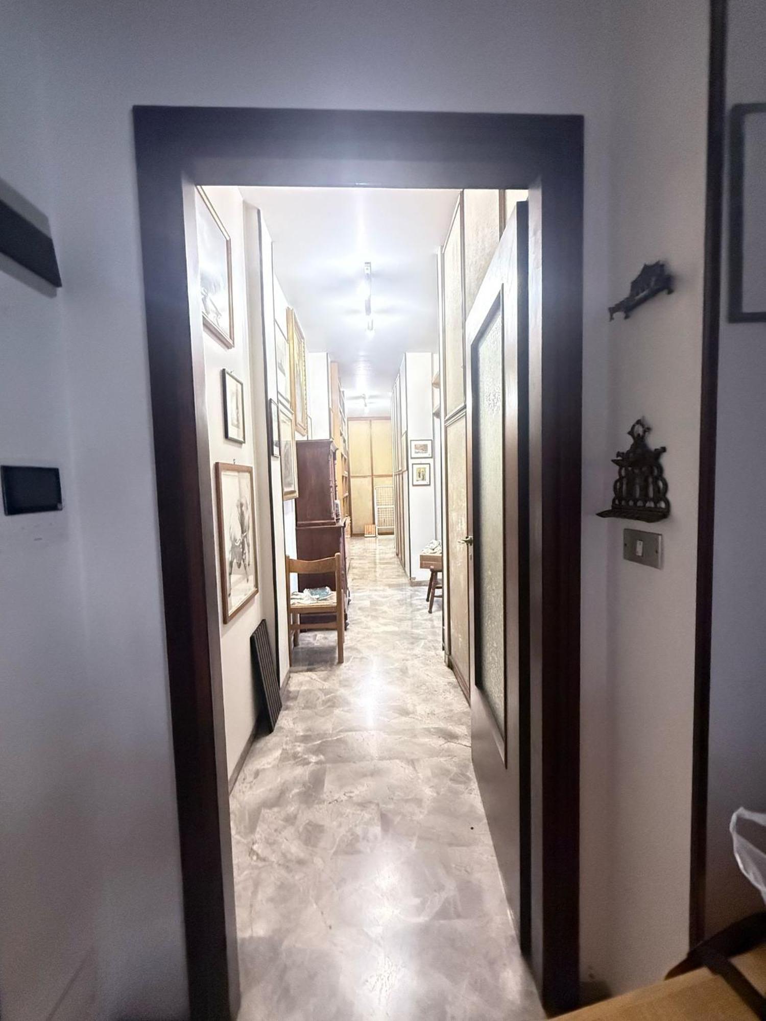 99 Tourist House Lame 112 *