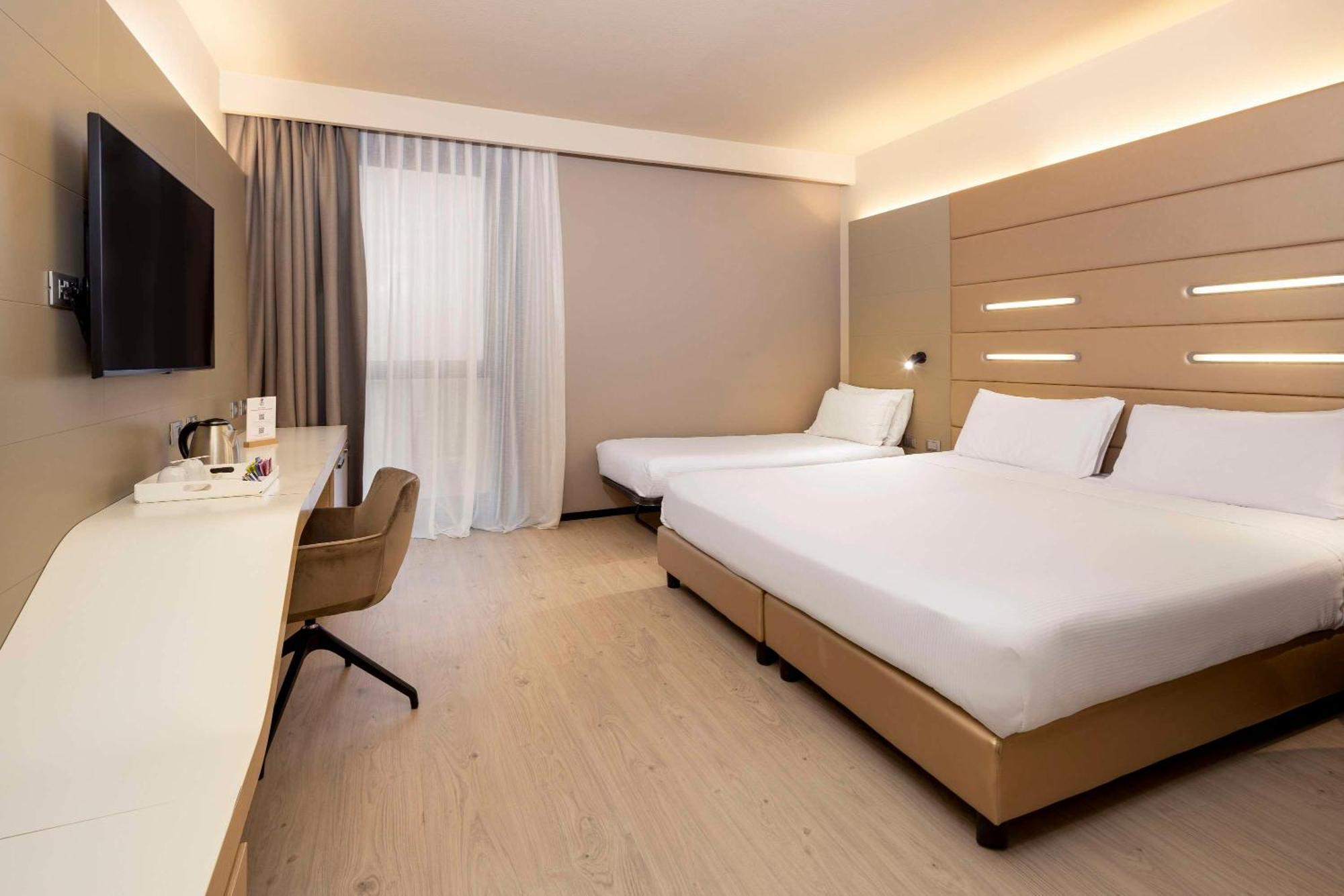 Western Tower Hotel Bologna