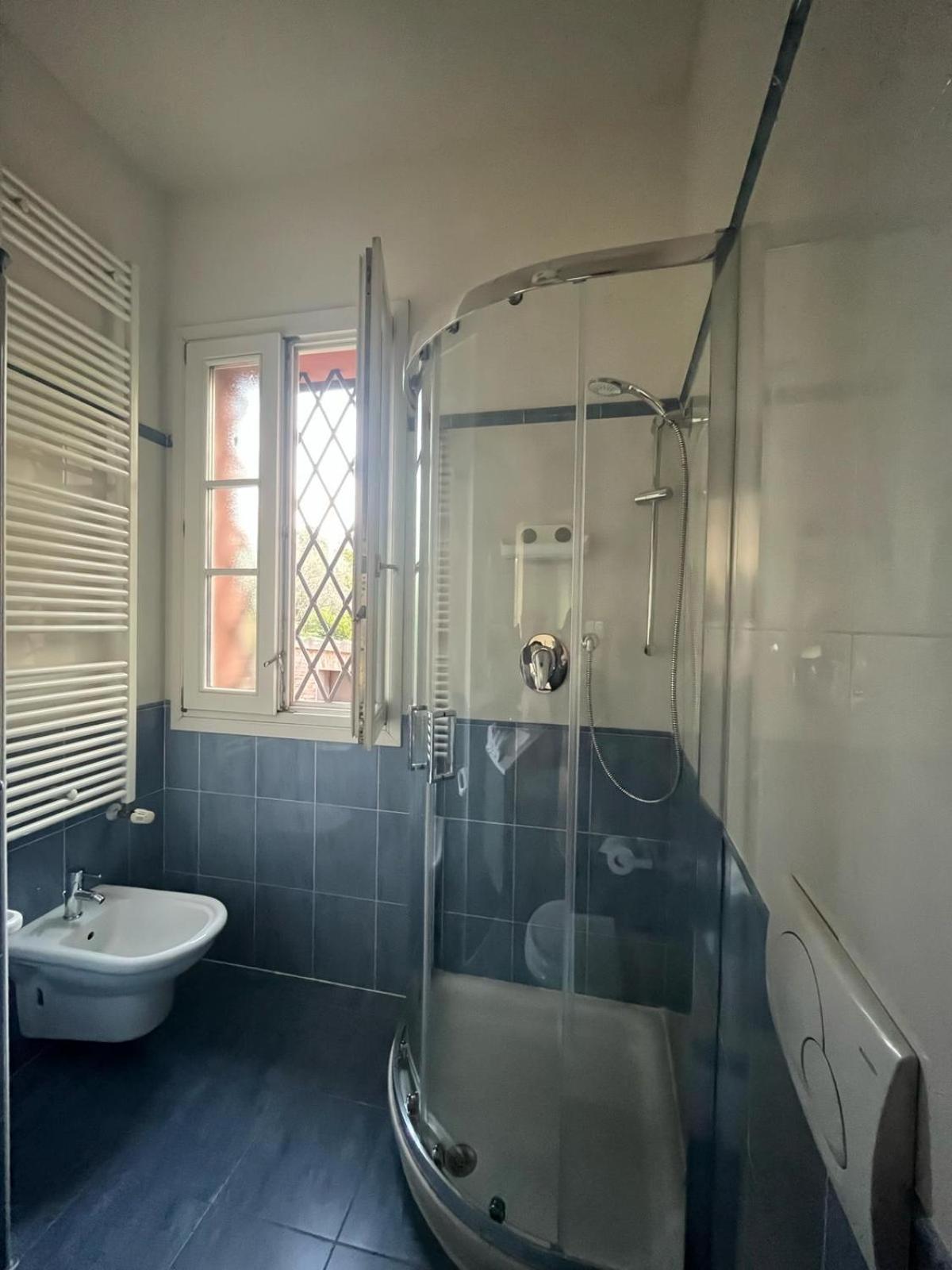 Saragozza Flat & Secret Garden Apartment