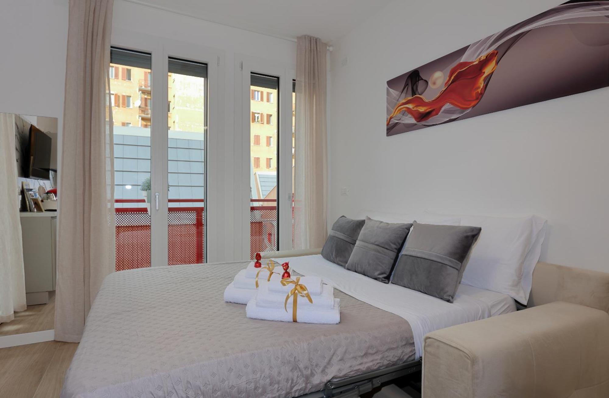 Mascarella - Elegante Design Con Patio Nel Centro Storico Apartment