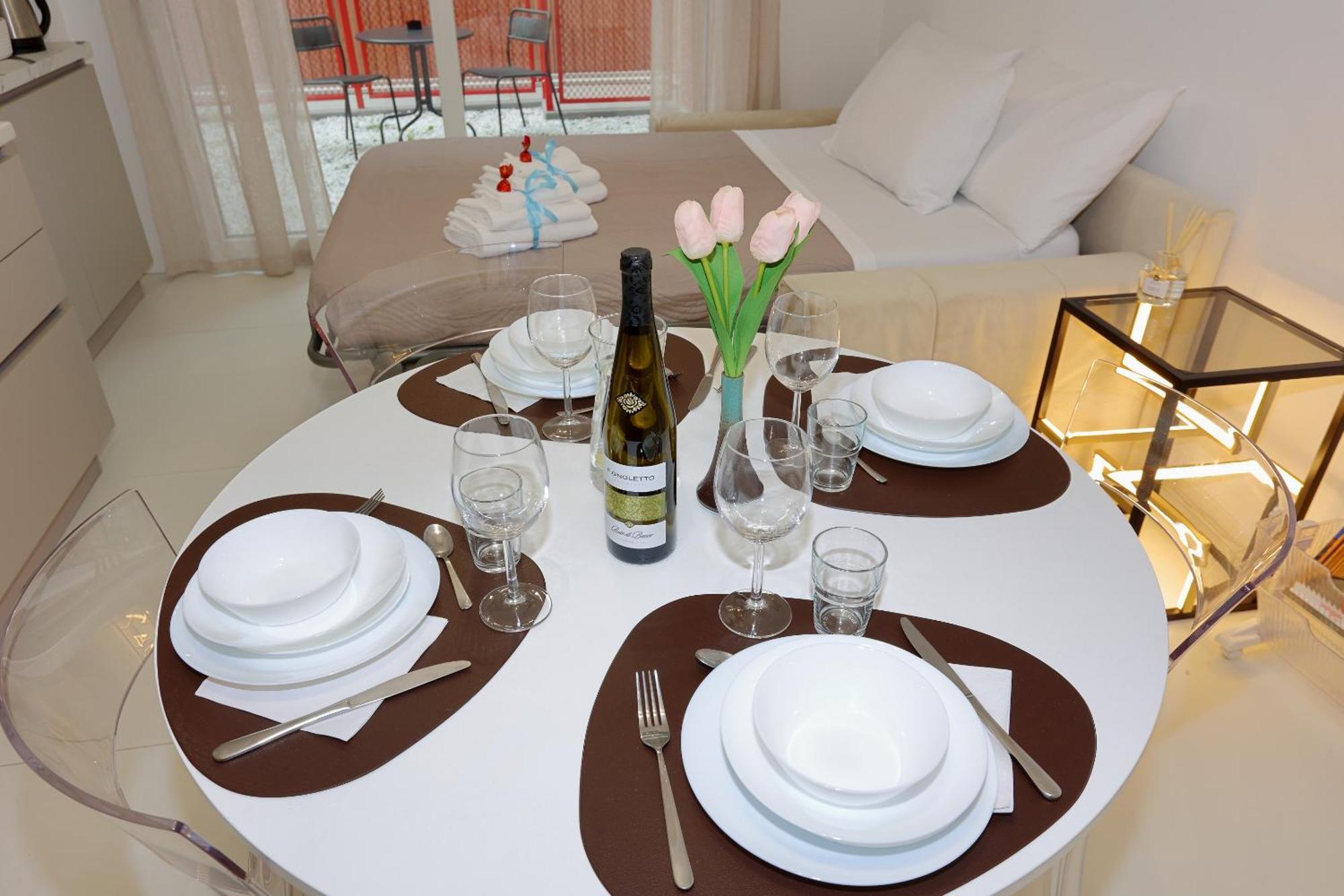 Apartment Mascarella - Elegante Design Con Patio Nel Centro Storico Bologna