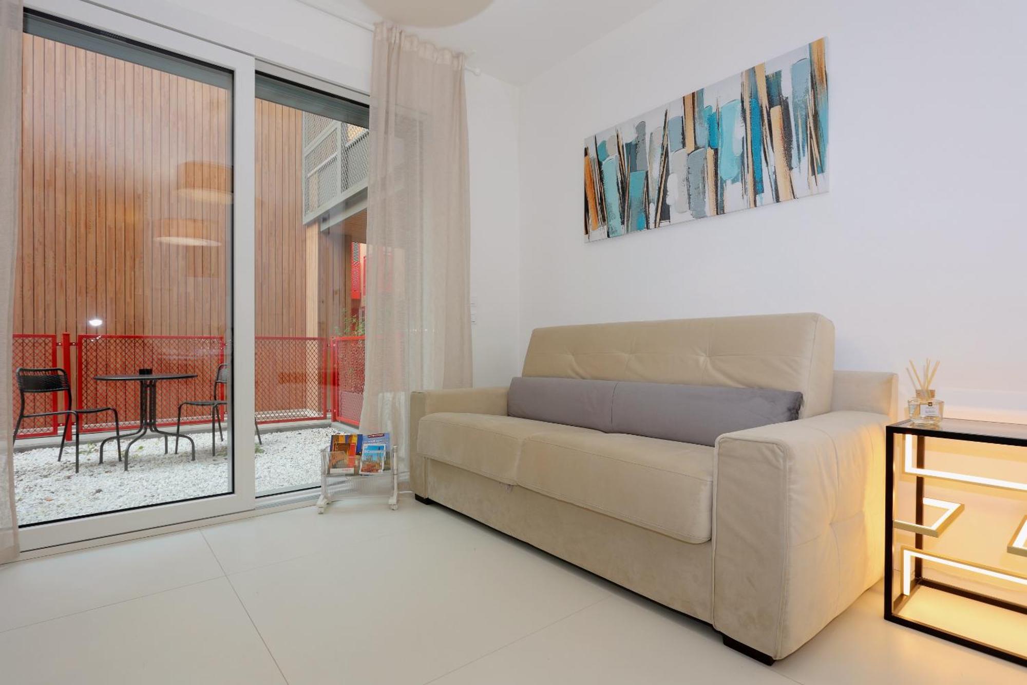 Mascarella - Elegante Design Con Patio Nel Centro Storico * Bologna