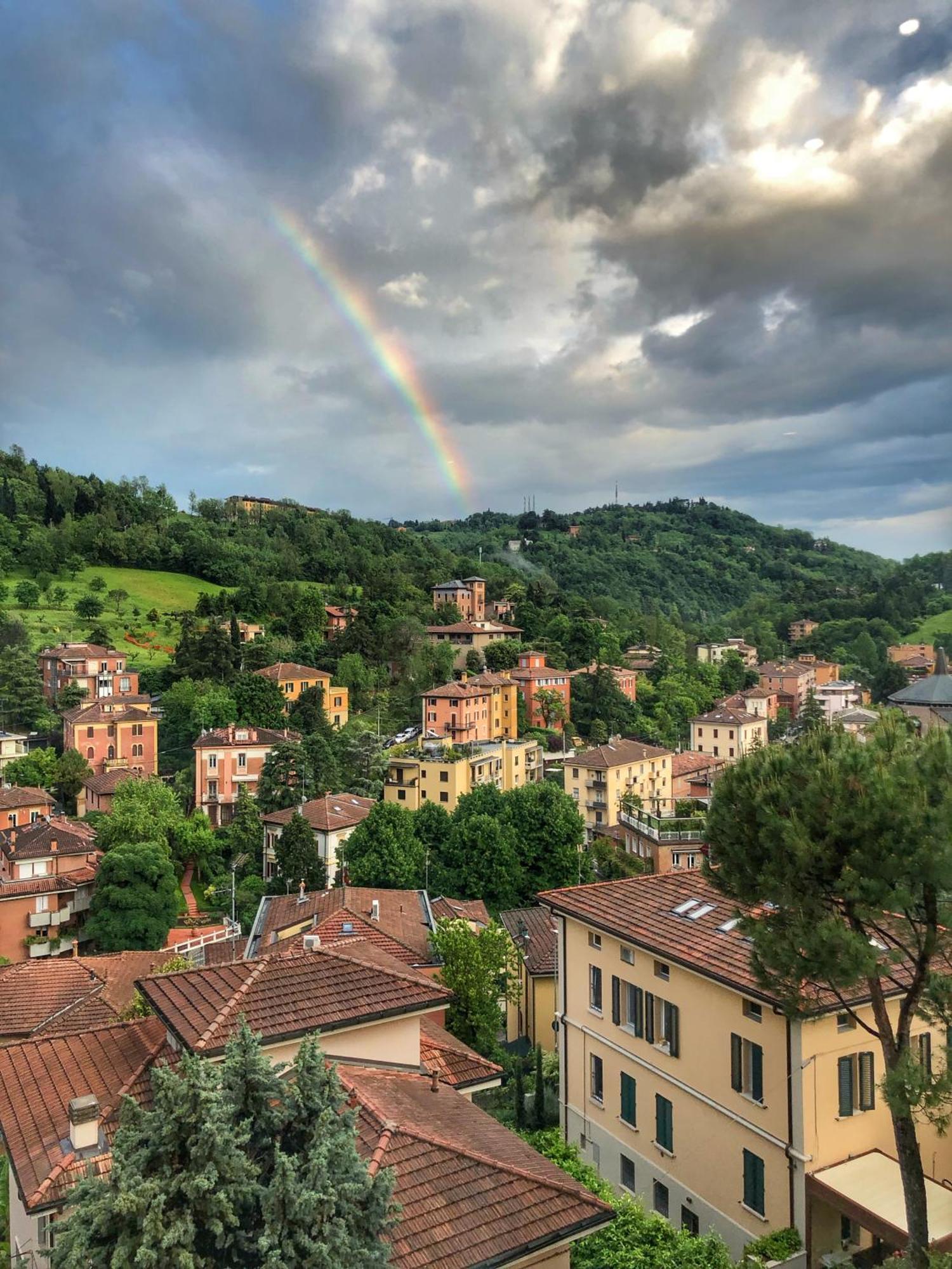Splendido Attico Tra I Colli, Centro Storico E Ospedale Rizzoli *